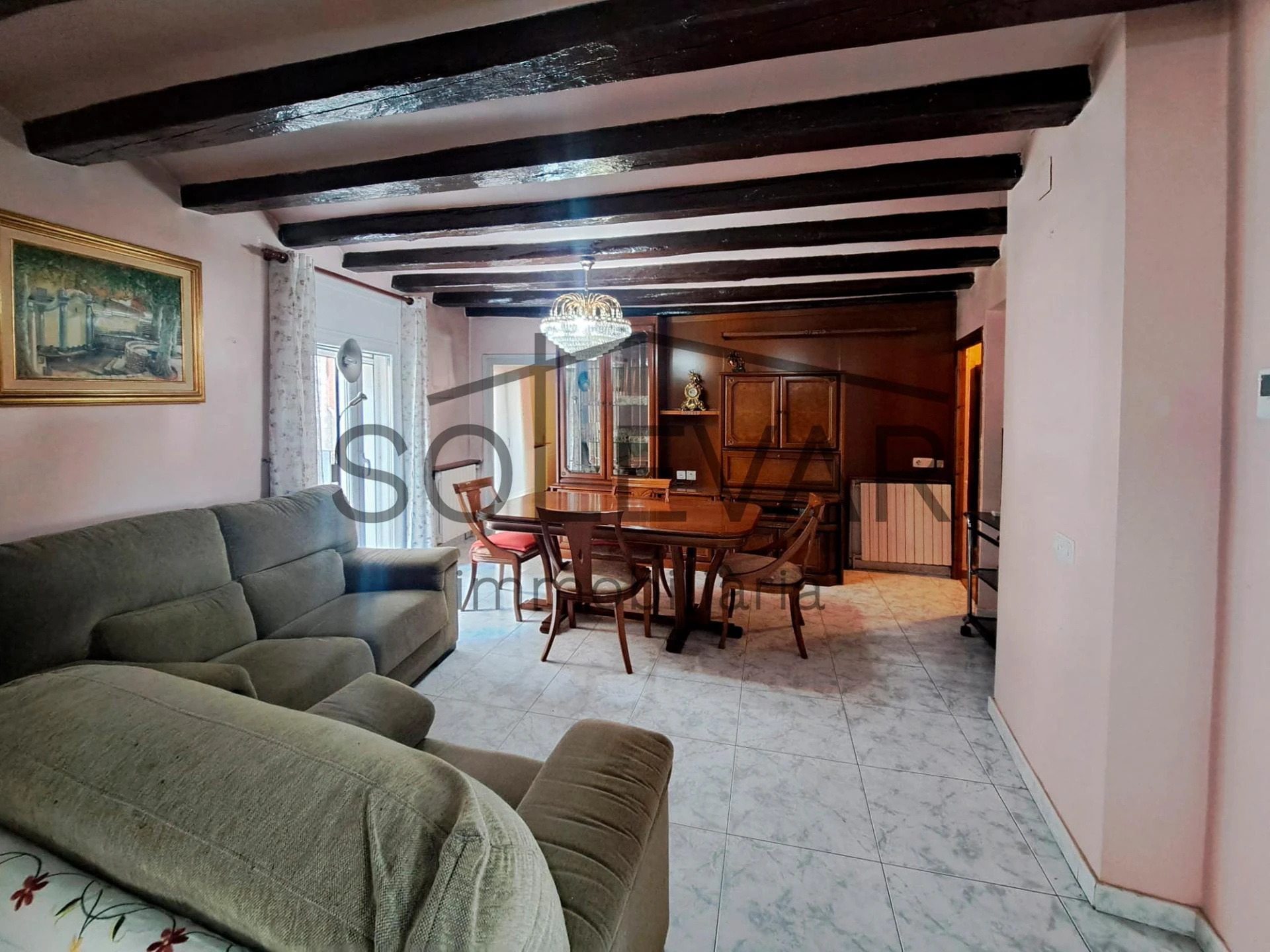 CASA UNIFAMILIAR EN EL CENTRO DE ISONA