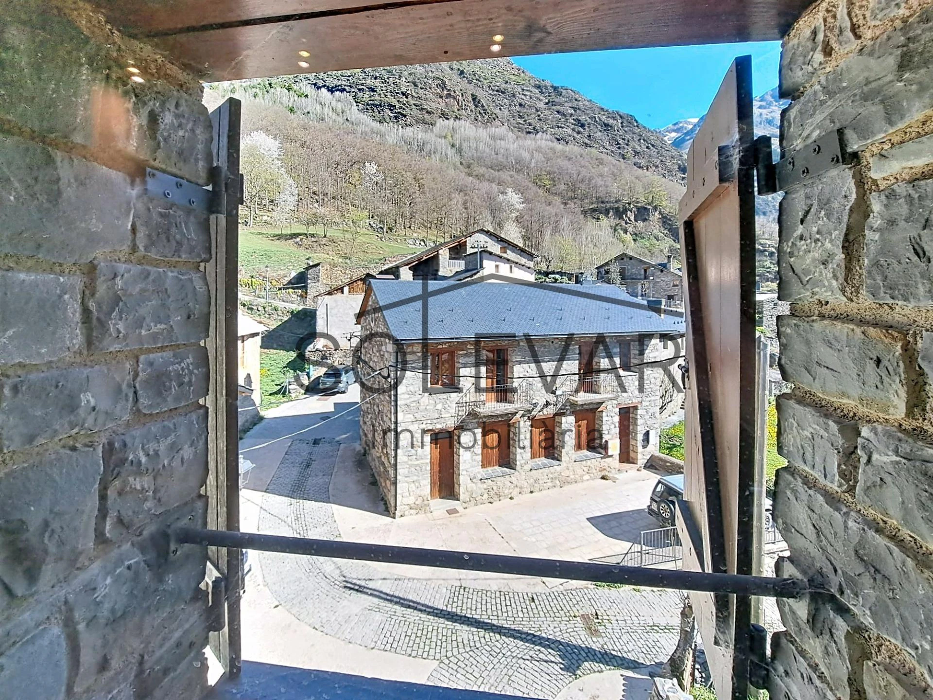 ESPECTACULAR DÚPLEX CON VISTAS EN CAPDELLA, VALL FOSCA