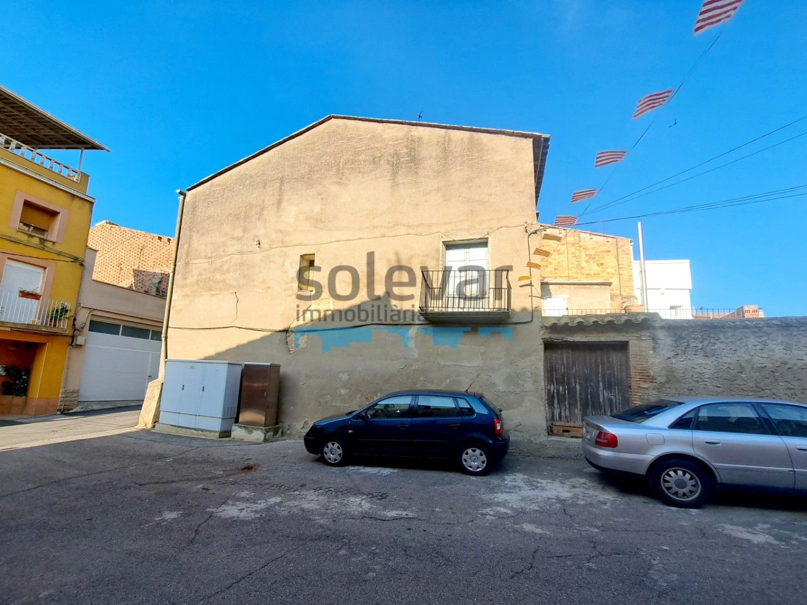 CASA EN CORBINS