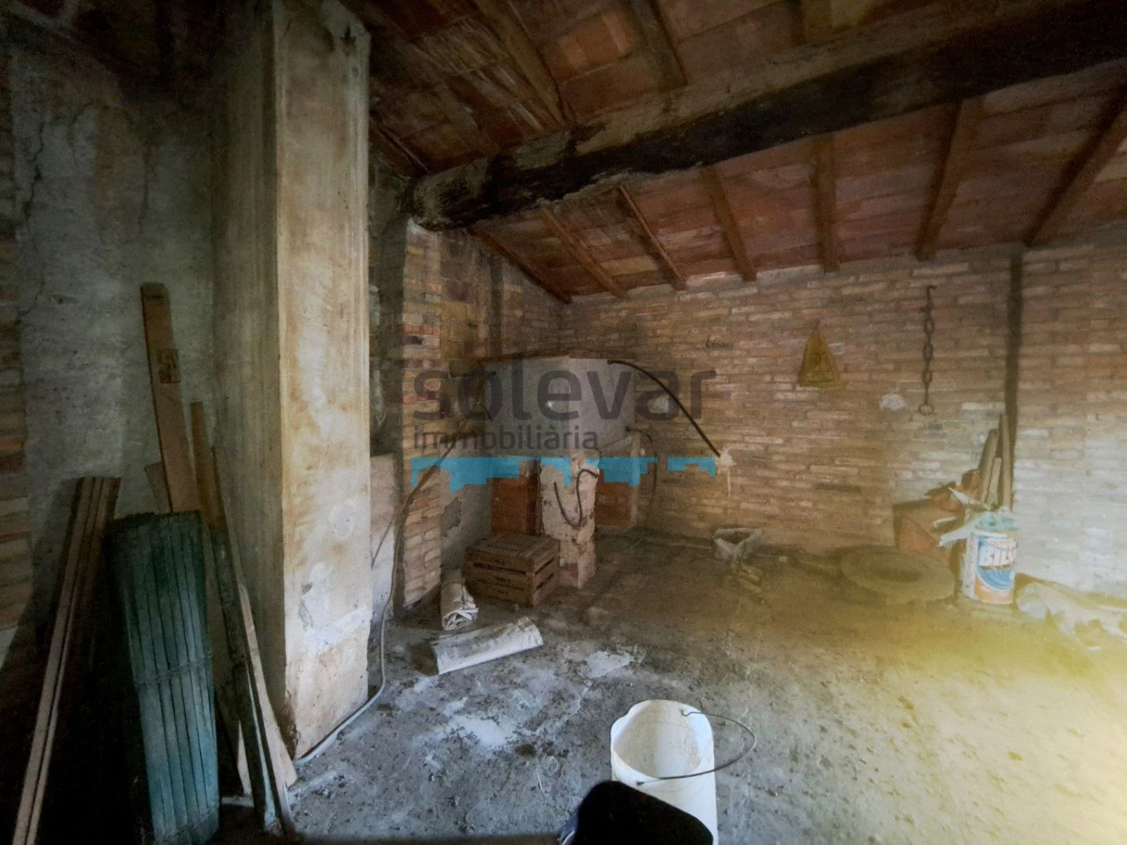 CASA EN CORBINS