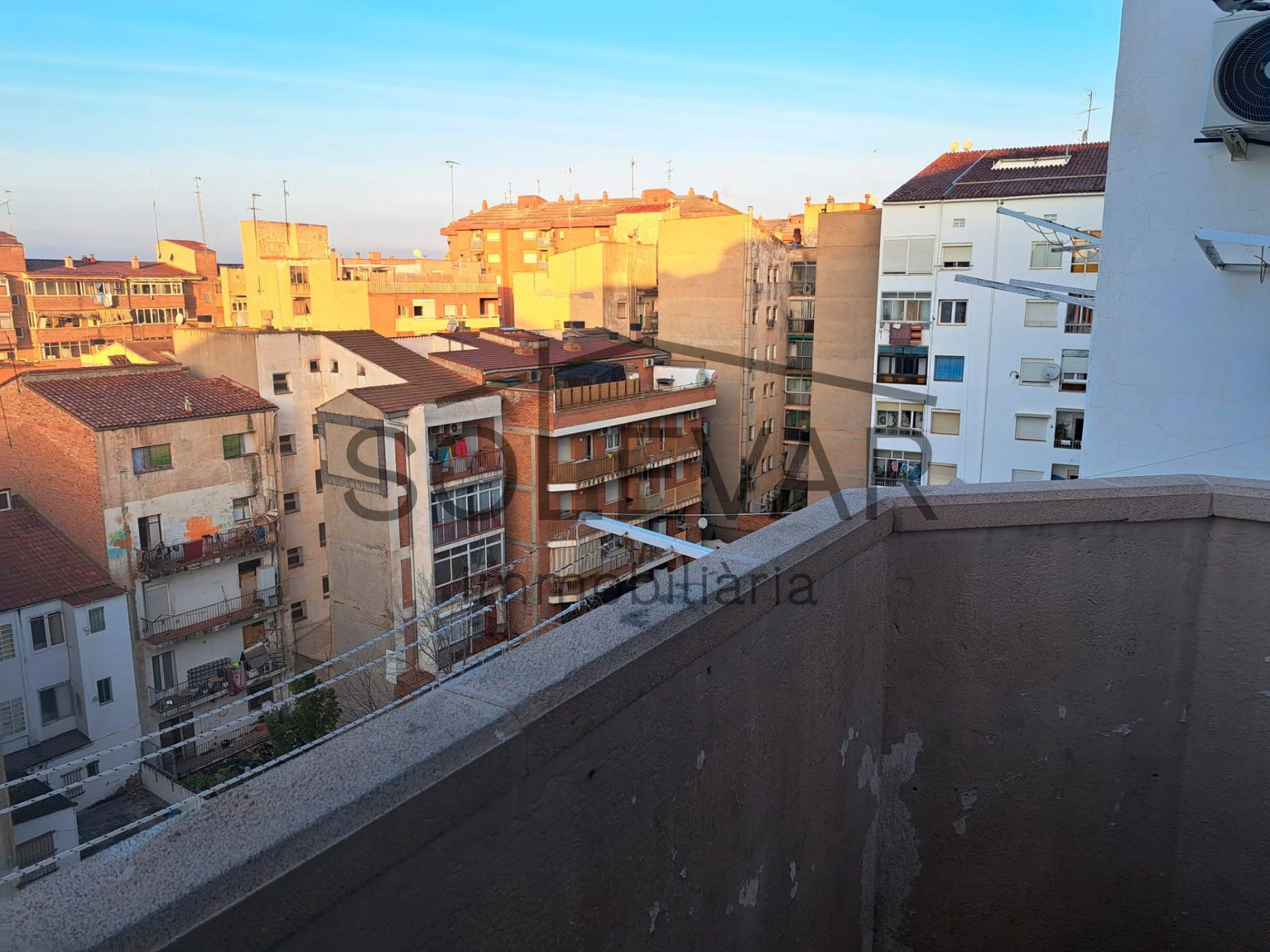 AMPLIO PISO EN LLEIDA, ZONA UNIVERSITAT