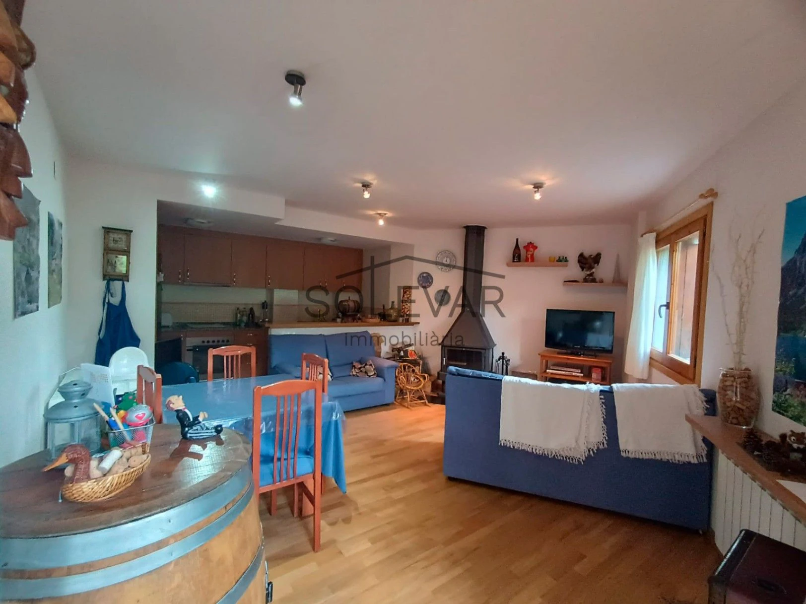 PISO DE GRAN ENCANTO EN PAÜLS ( VALL FOSCA )