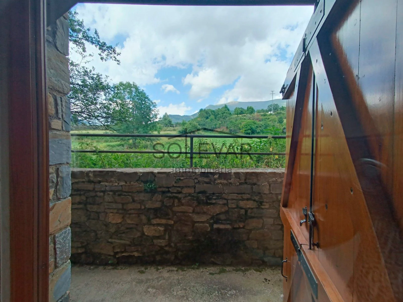 PISO DE GRAN ENCANTO EN PAÜLS ( VALL FOSCA )