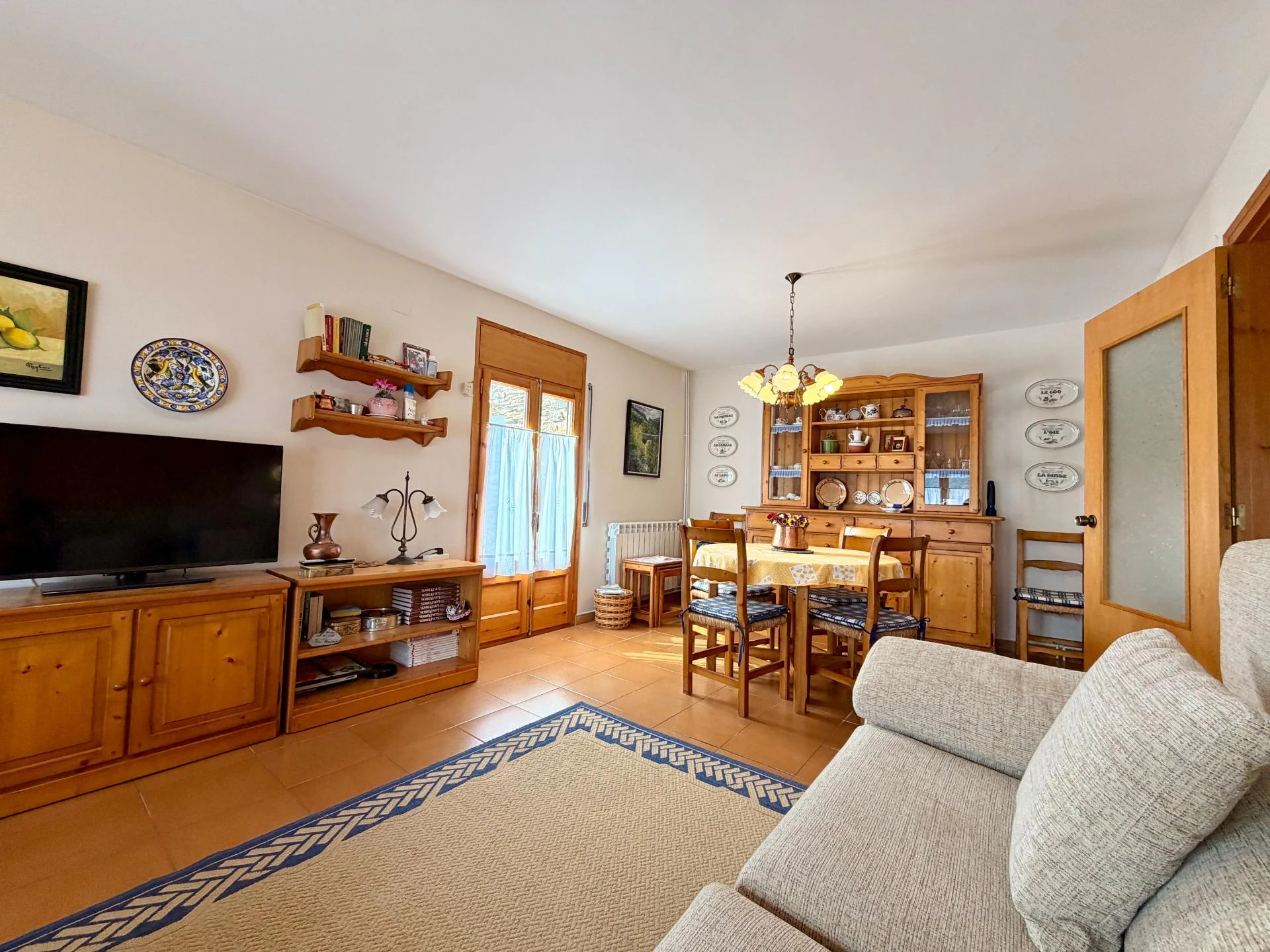 Casa a Venda a Tirvia