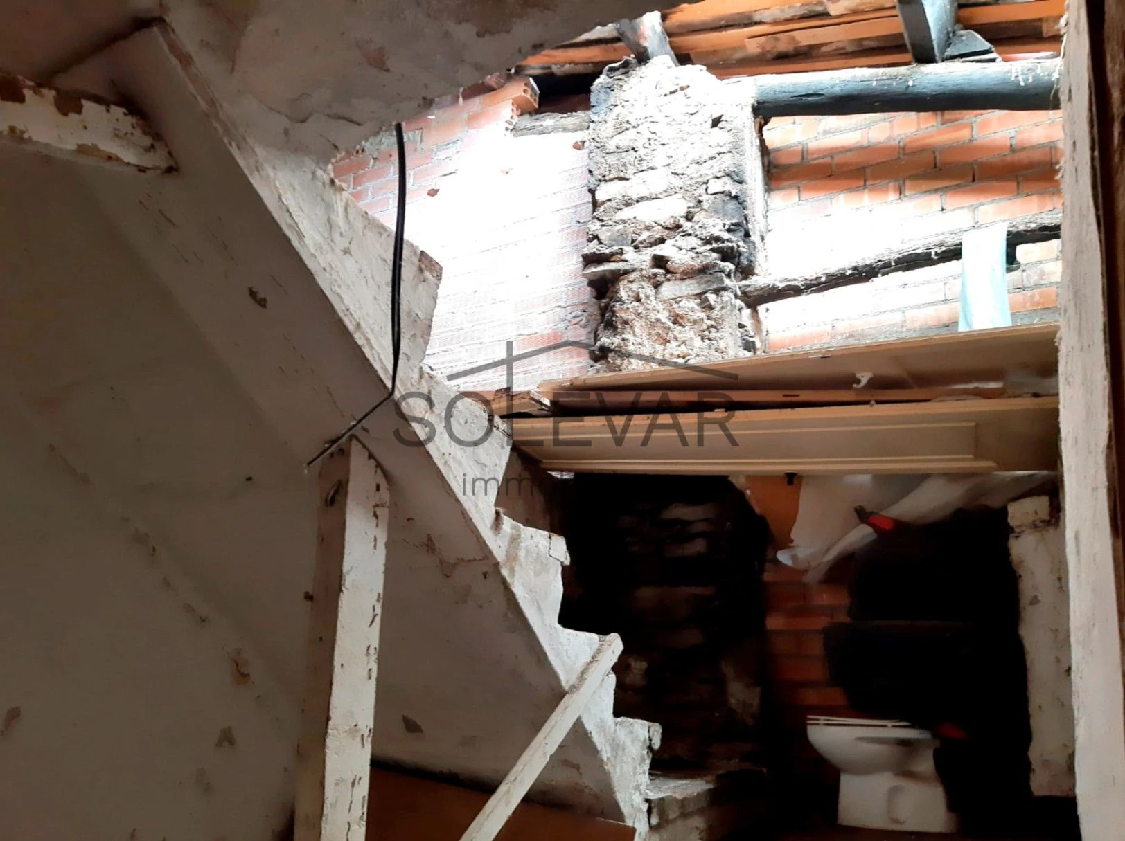 CASA A REFORMAR EN EL CENTRO DE TREMP