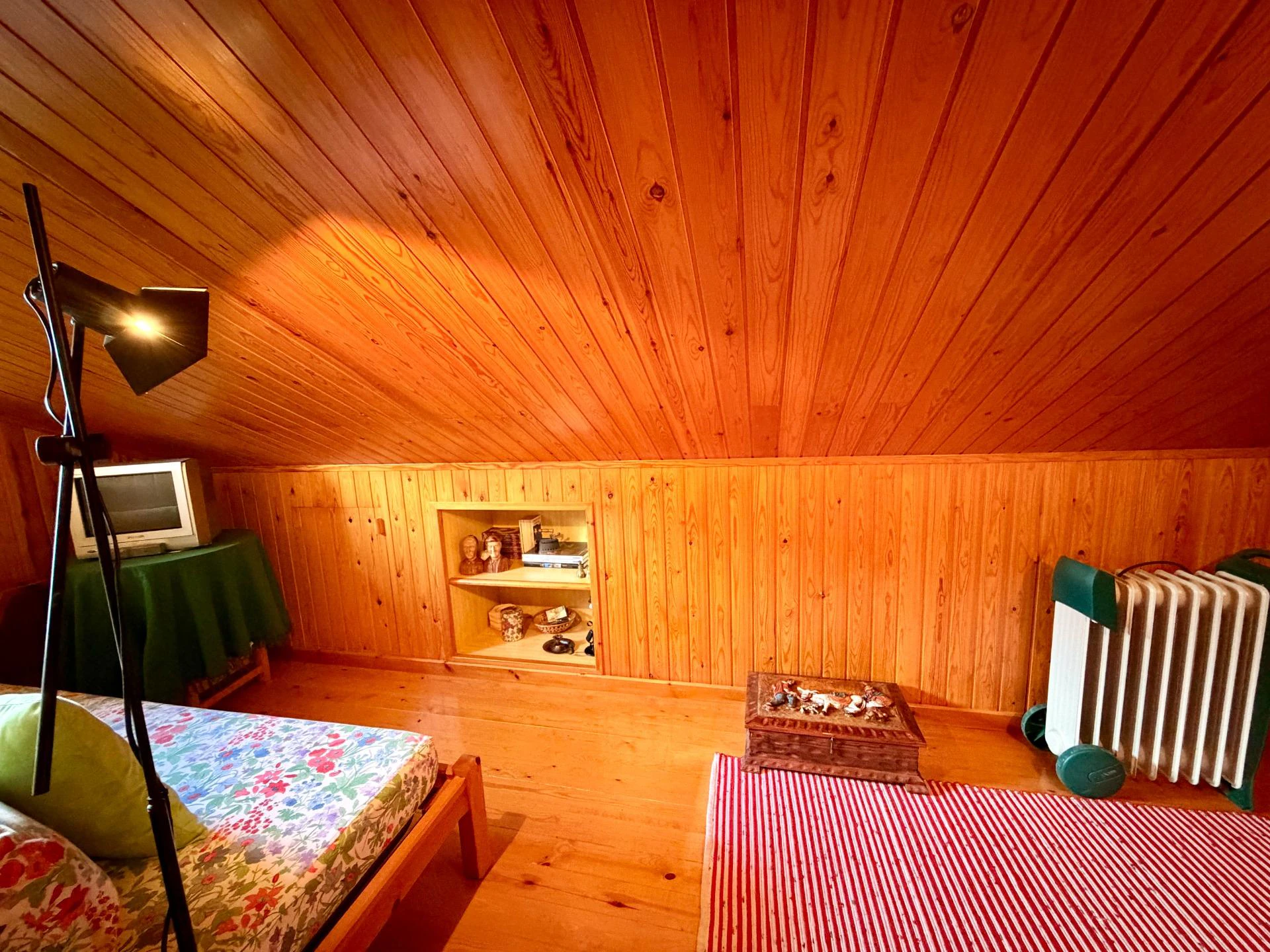 CASA A LA VENTA EN TIRVIA