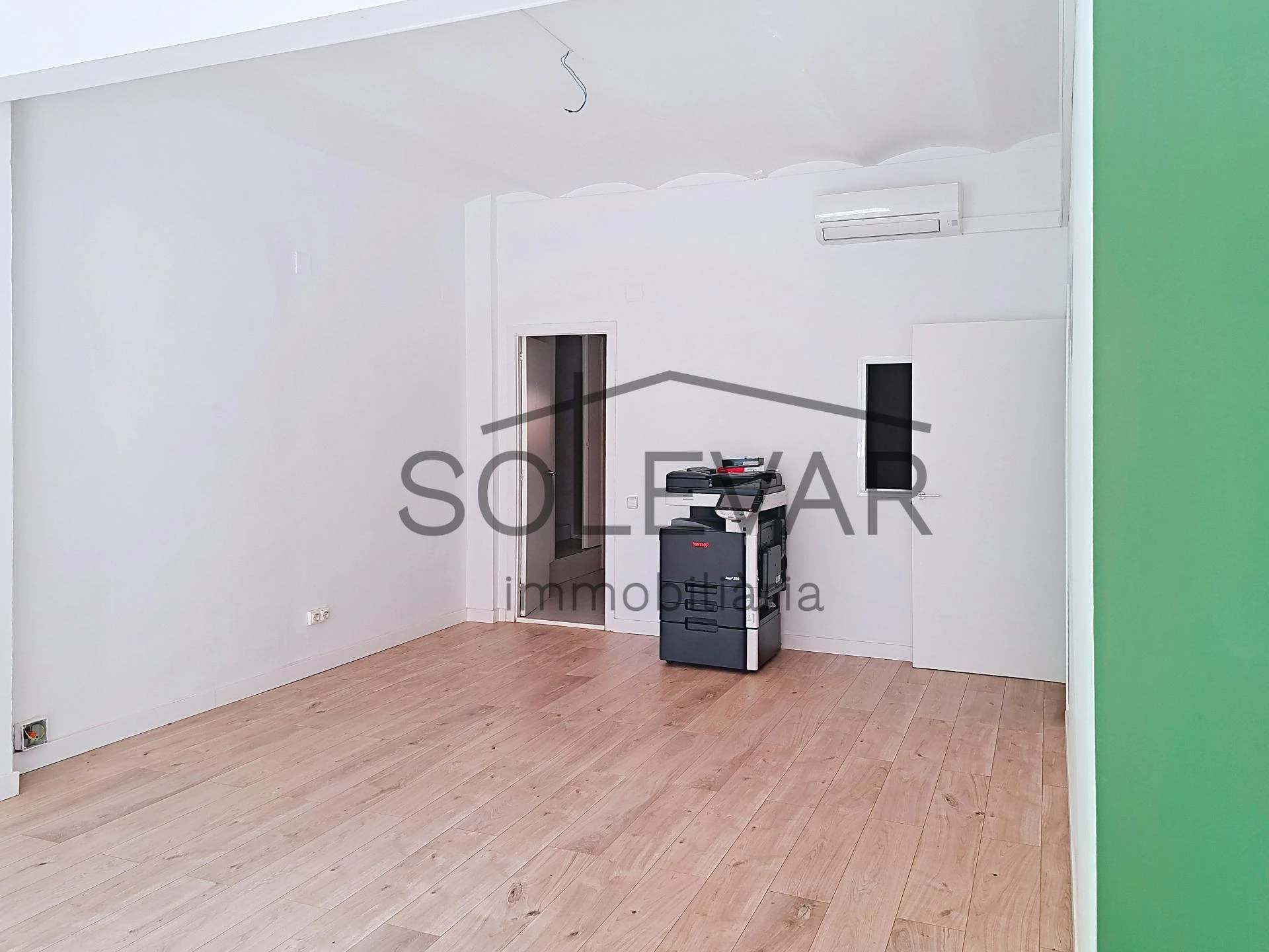 LOCAL COMERCIAL REFORMADO EN VENTA EN TREMP – 93 m² CONSTRUIDOS