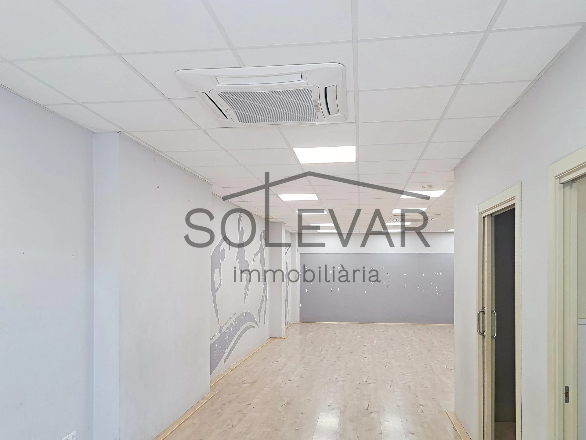 Local comercial en venta o alquiler en Tremp