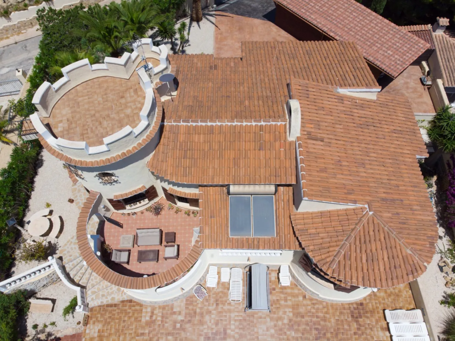 Charming 5-Bedroom Villa with Sea Views in Benitachell