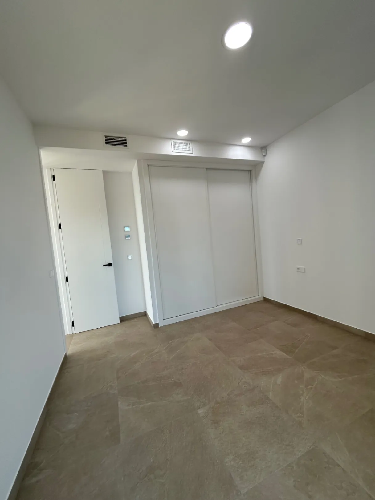 Move-in ready new build villa with sea views for sale in La Fustera, Benissa
