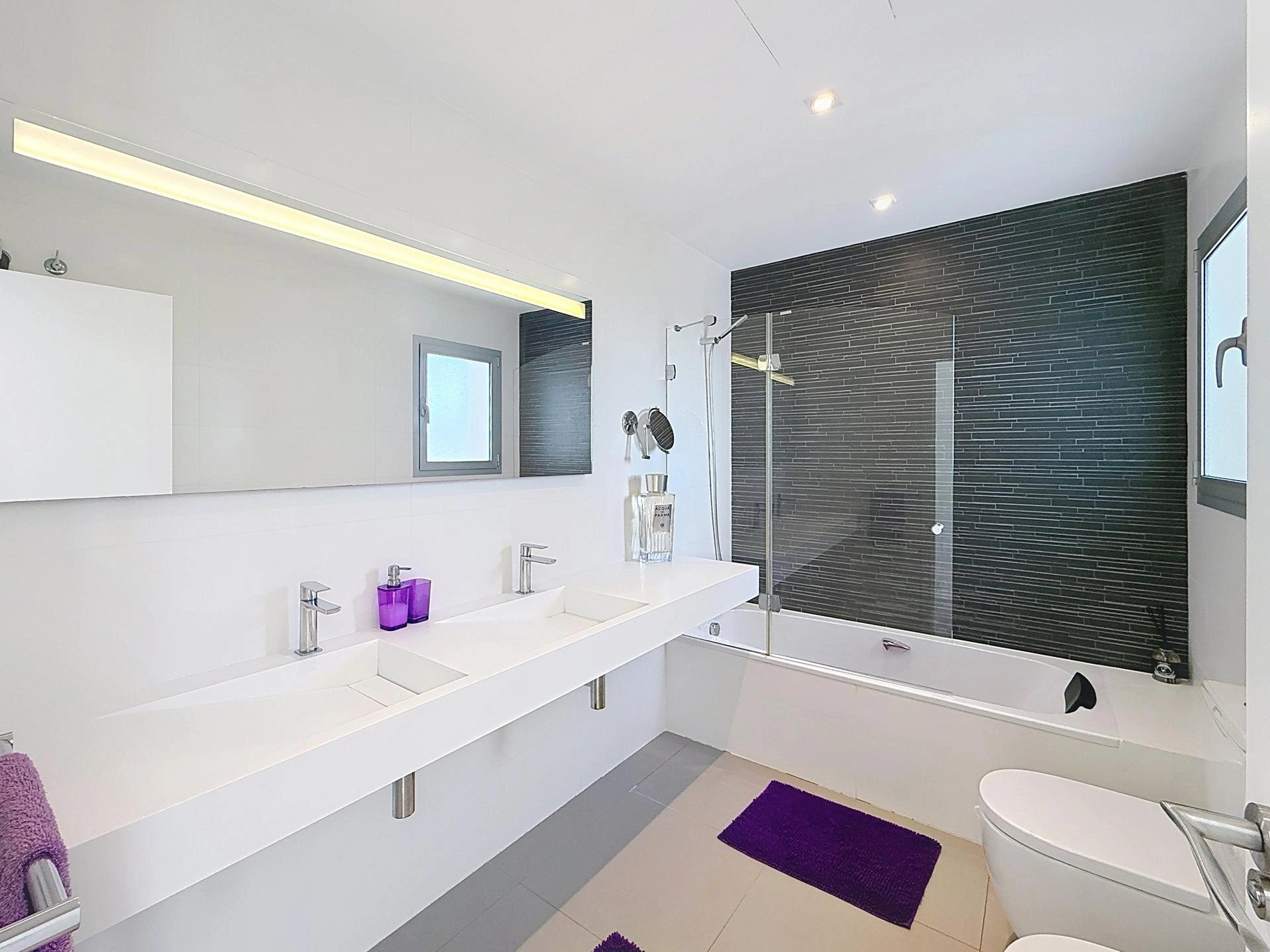 Cumbre del Sol modern luxury villa with panoramic sea views