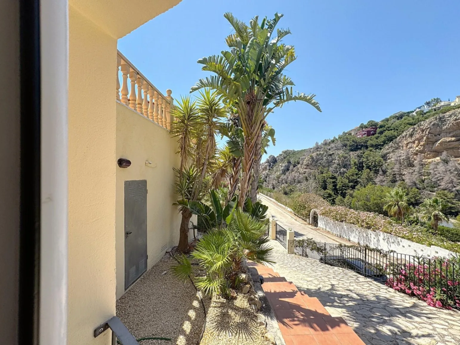 Cumbre del Sol villa with private pool
