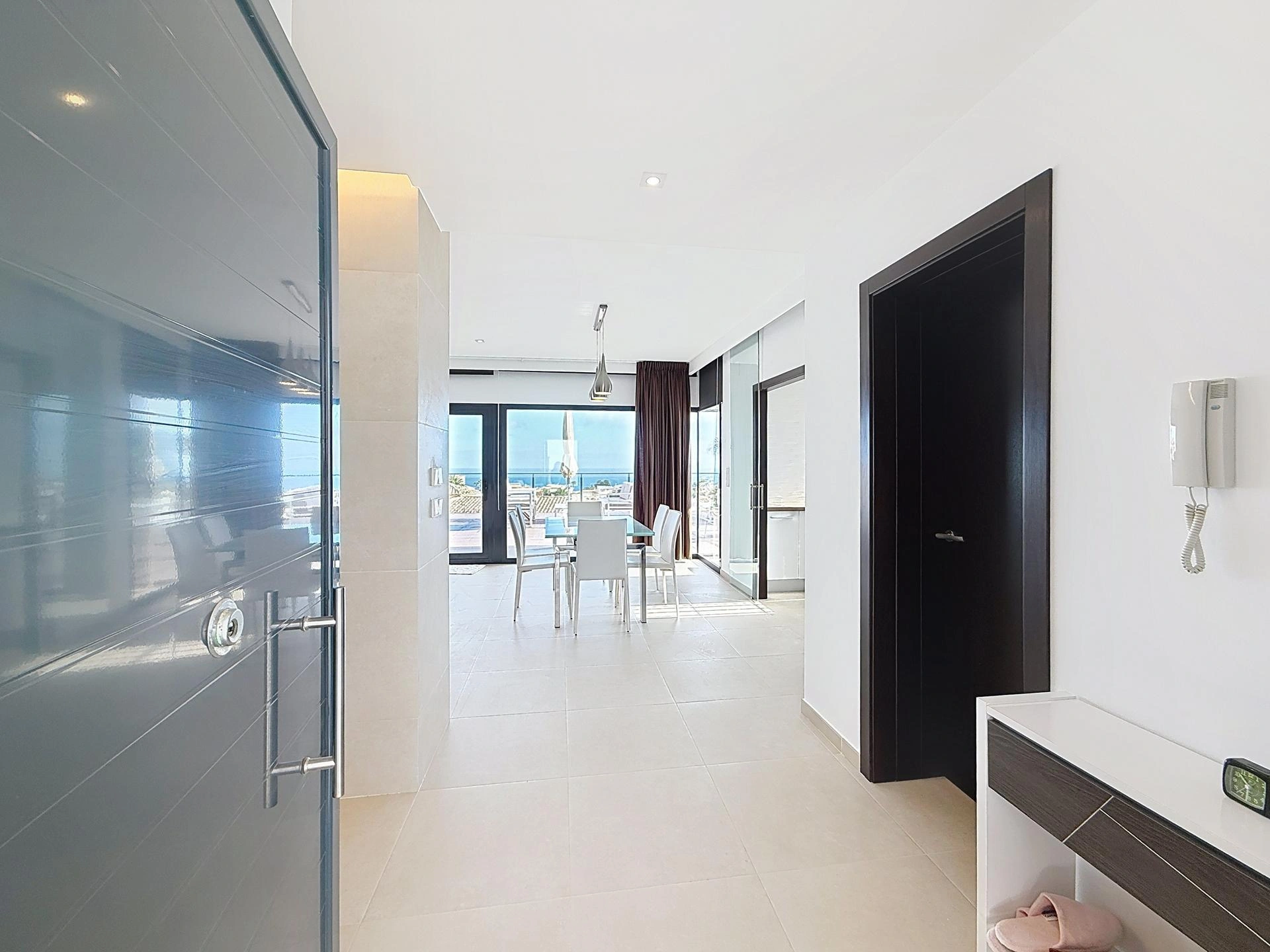 Cumbre del Sol Modern Villa with Sea View