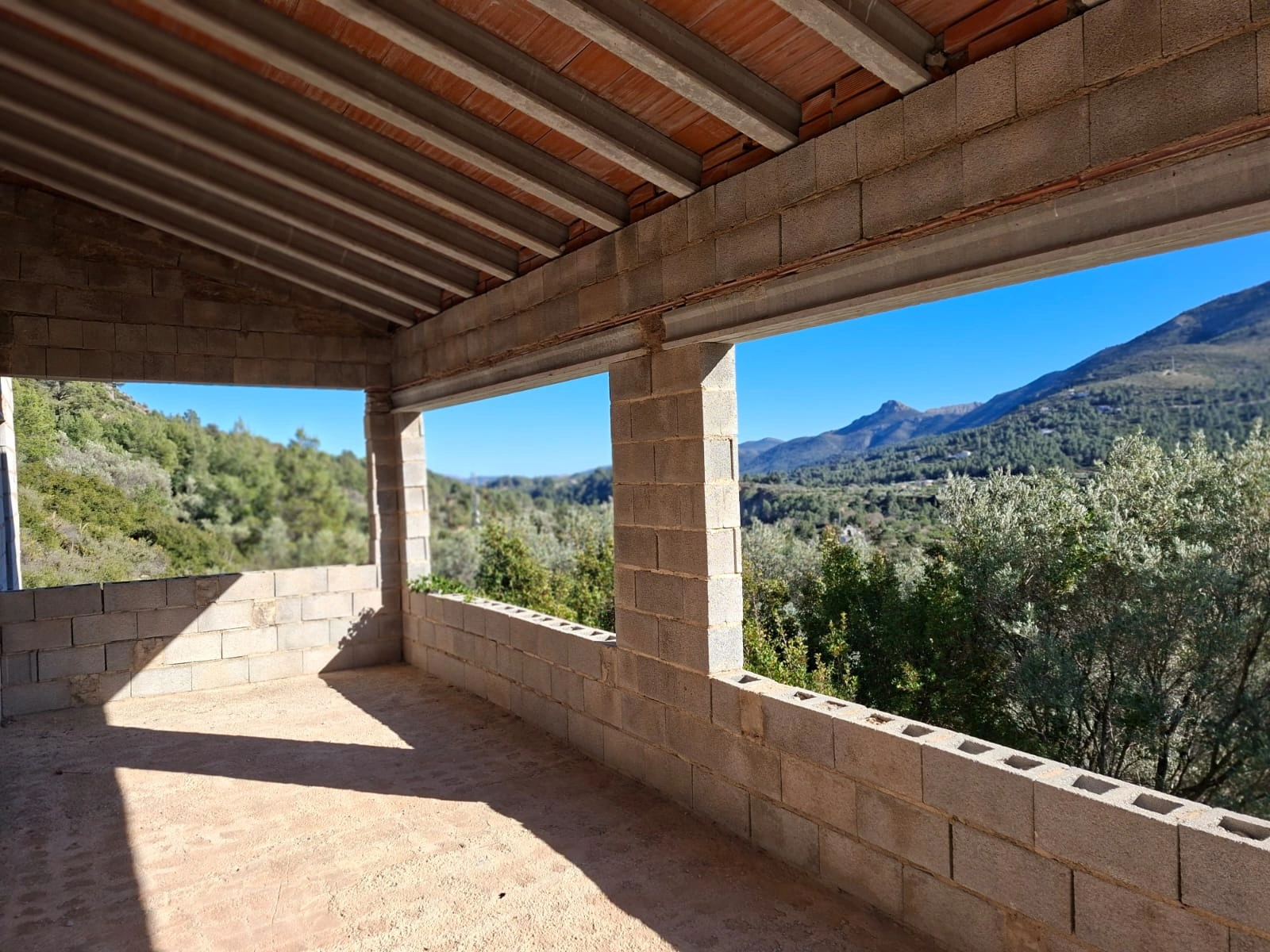 BH1996B - Maison de campagne à vendre à Benichembla avec vues panoramiques et grand terrain