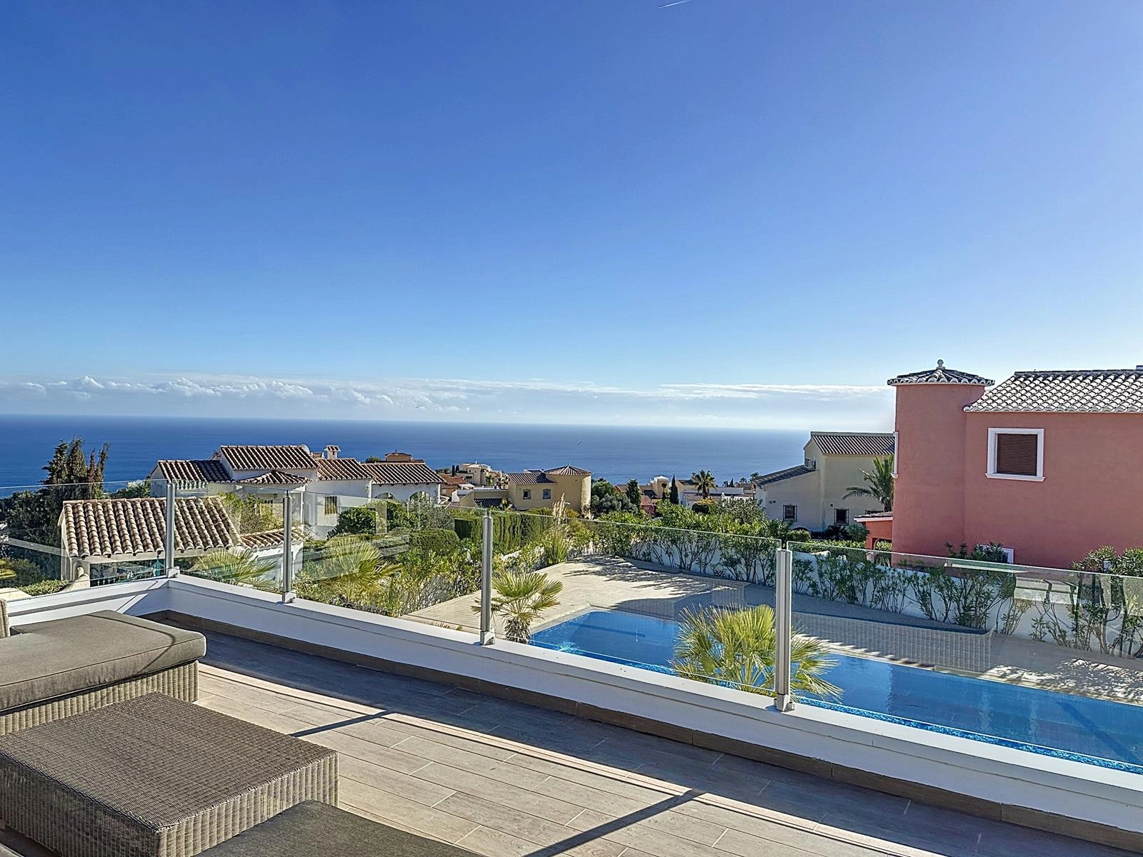 Cumbre del Sol Villa with sea views in Magnolias