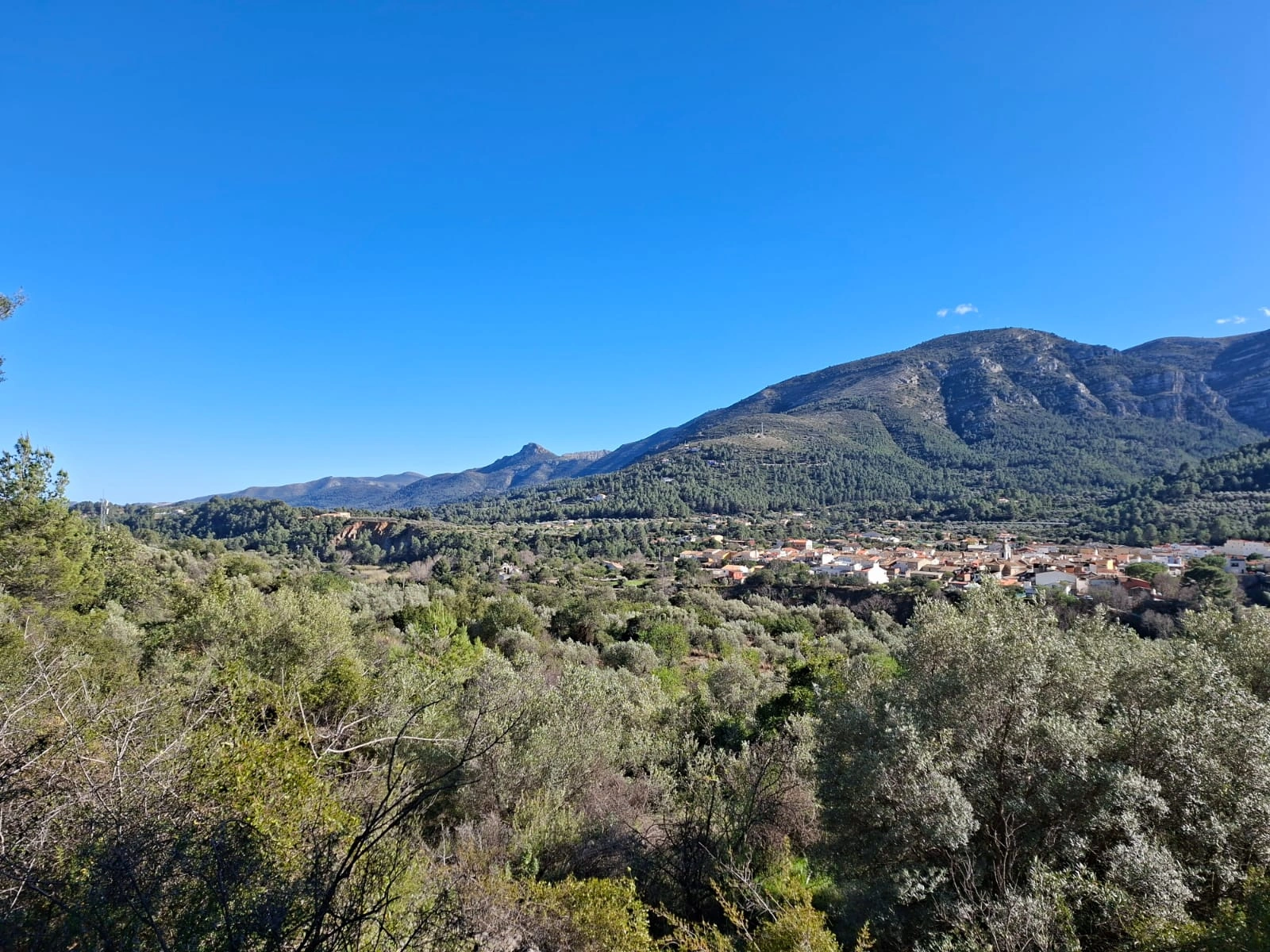 BH1996B - Maison de campagne à vendre à Benichembla avec vues panoramiques et grand terrain