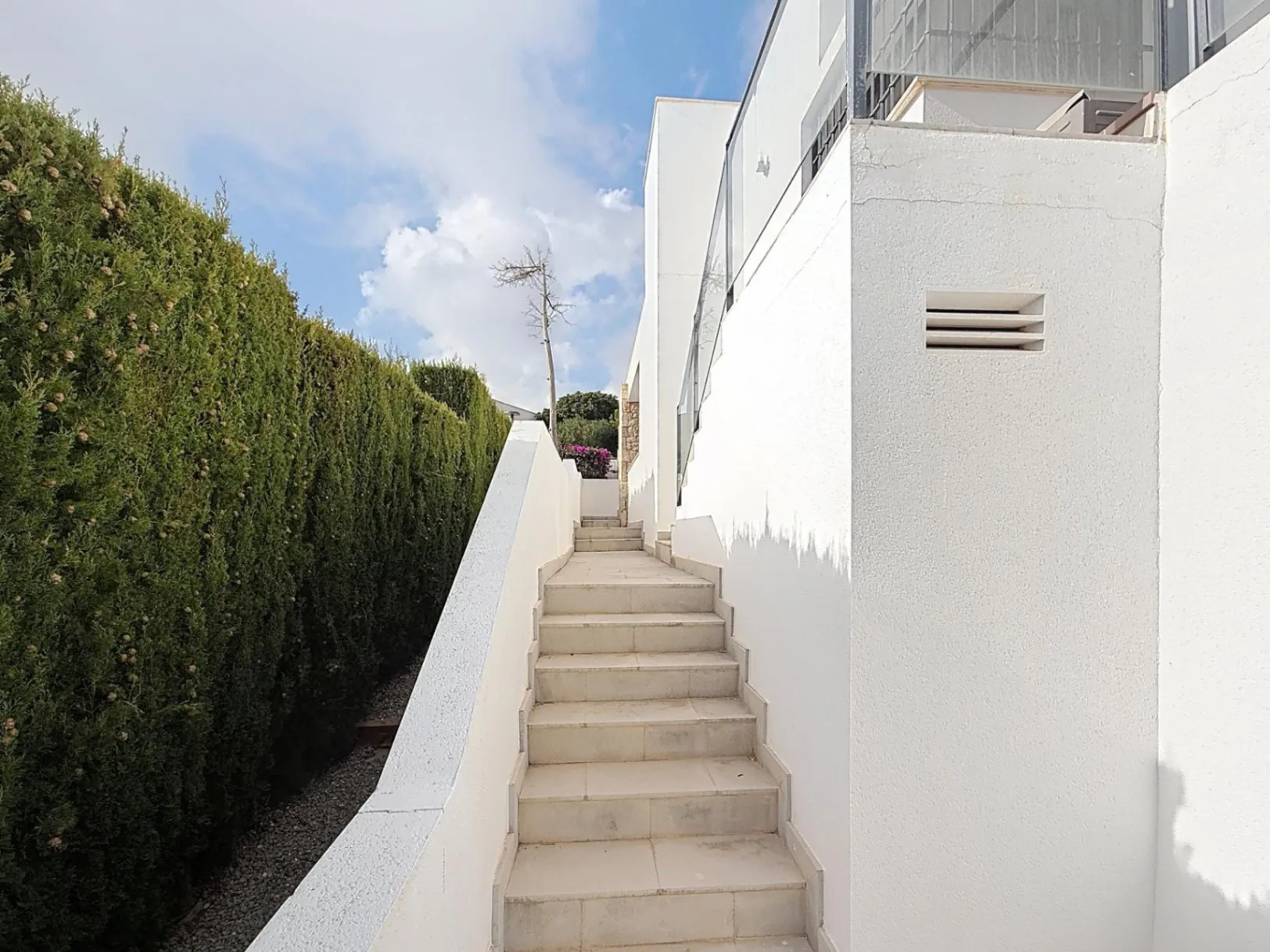 Cumbre del Sol Modern Villa with Sea View