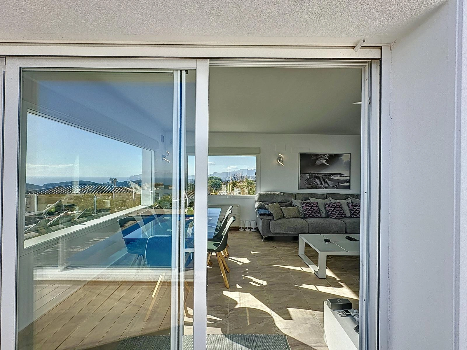 Cumbre del Sol Villa with sea views in Magnolias