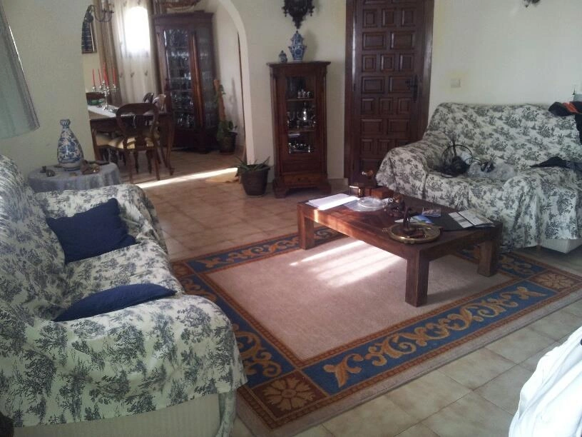 Villa with sea views and private pool