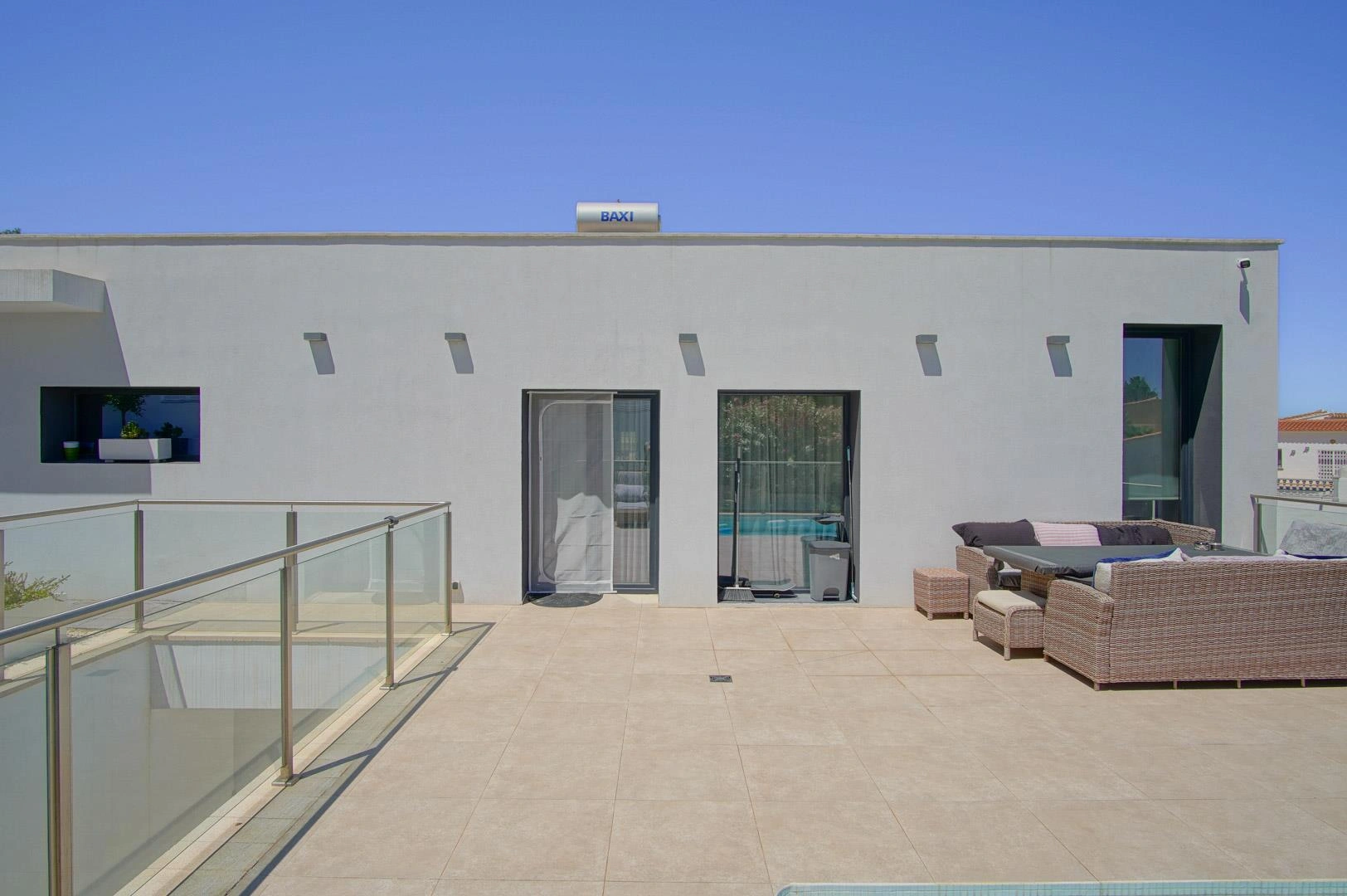 Cumbre del Sol Modern villa with sea views