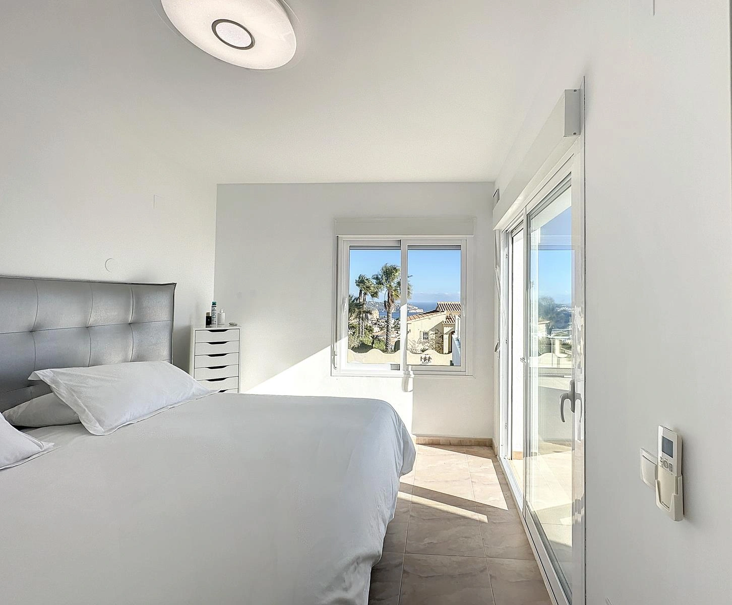 Cumbre del Sol Villa with sea views in Magnolias
