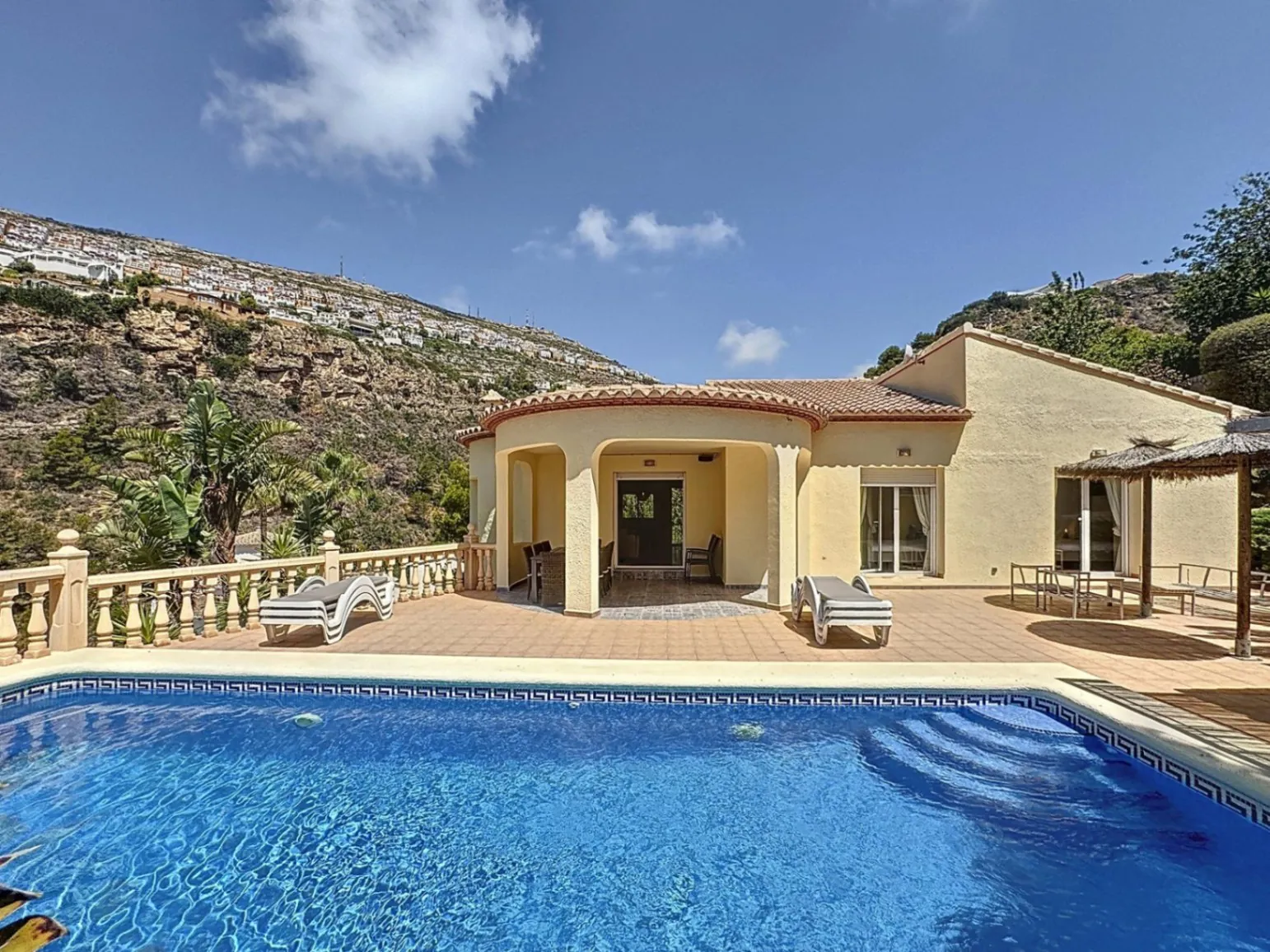 Cumbre del Sol villa with private pool