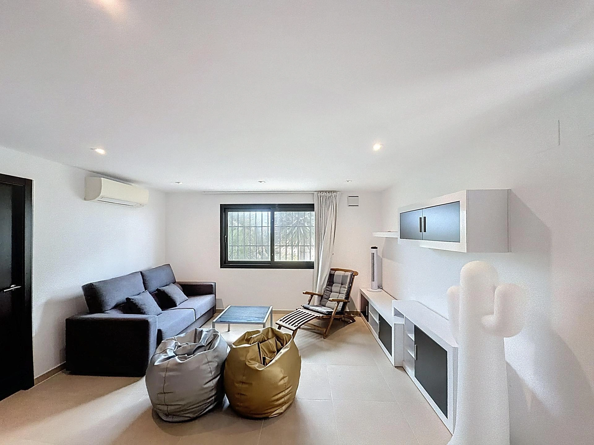 Cumbre del Sol Modern Villa with Sea View