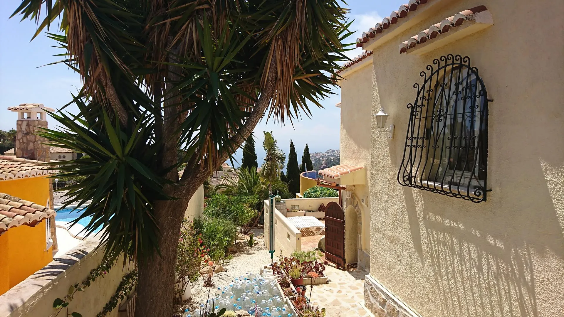 Villa with sea views and private pool