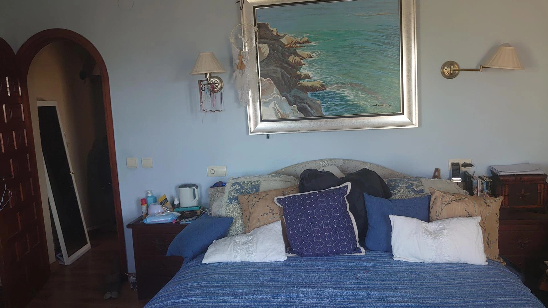 Villa with sea views and private pool