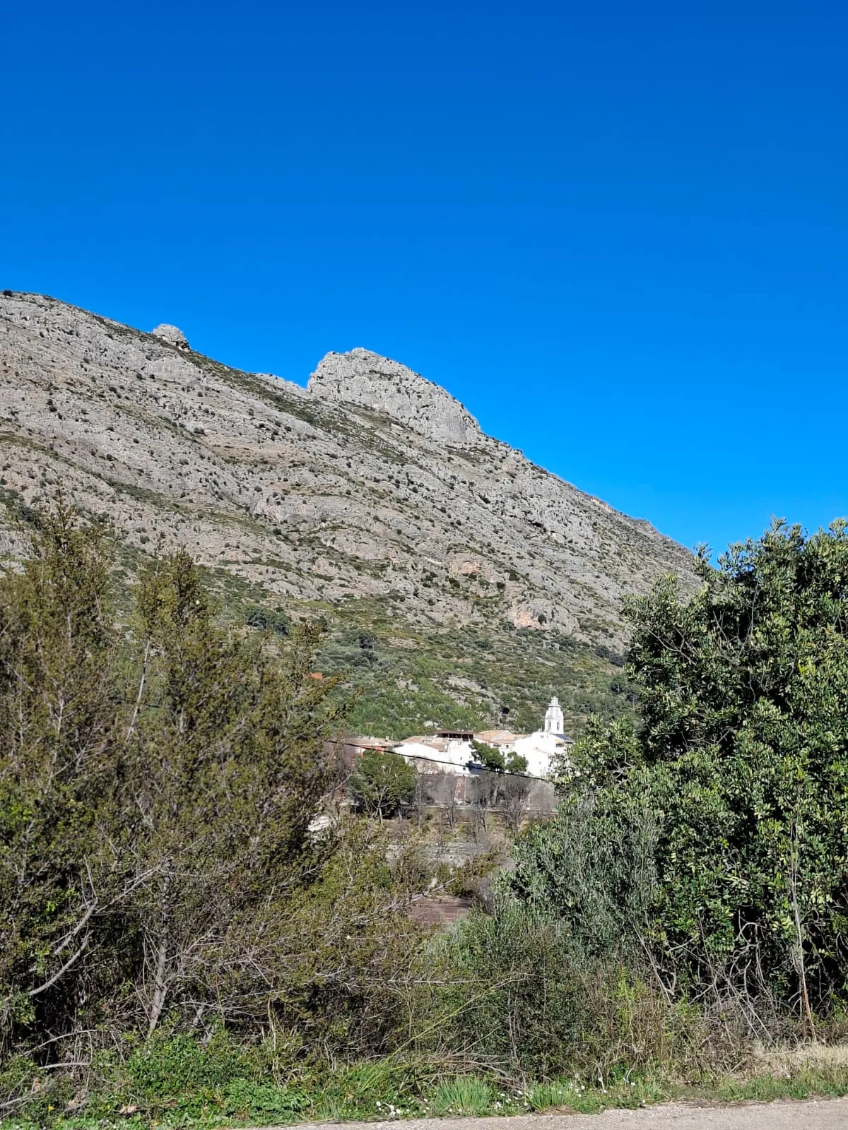 BH1996B - Maison de campagne à vendre à Benichembla avec vues panoramiques et grand terrain