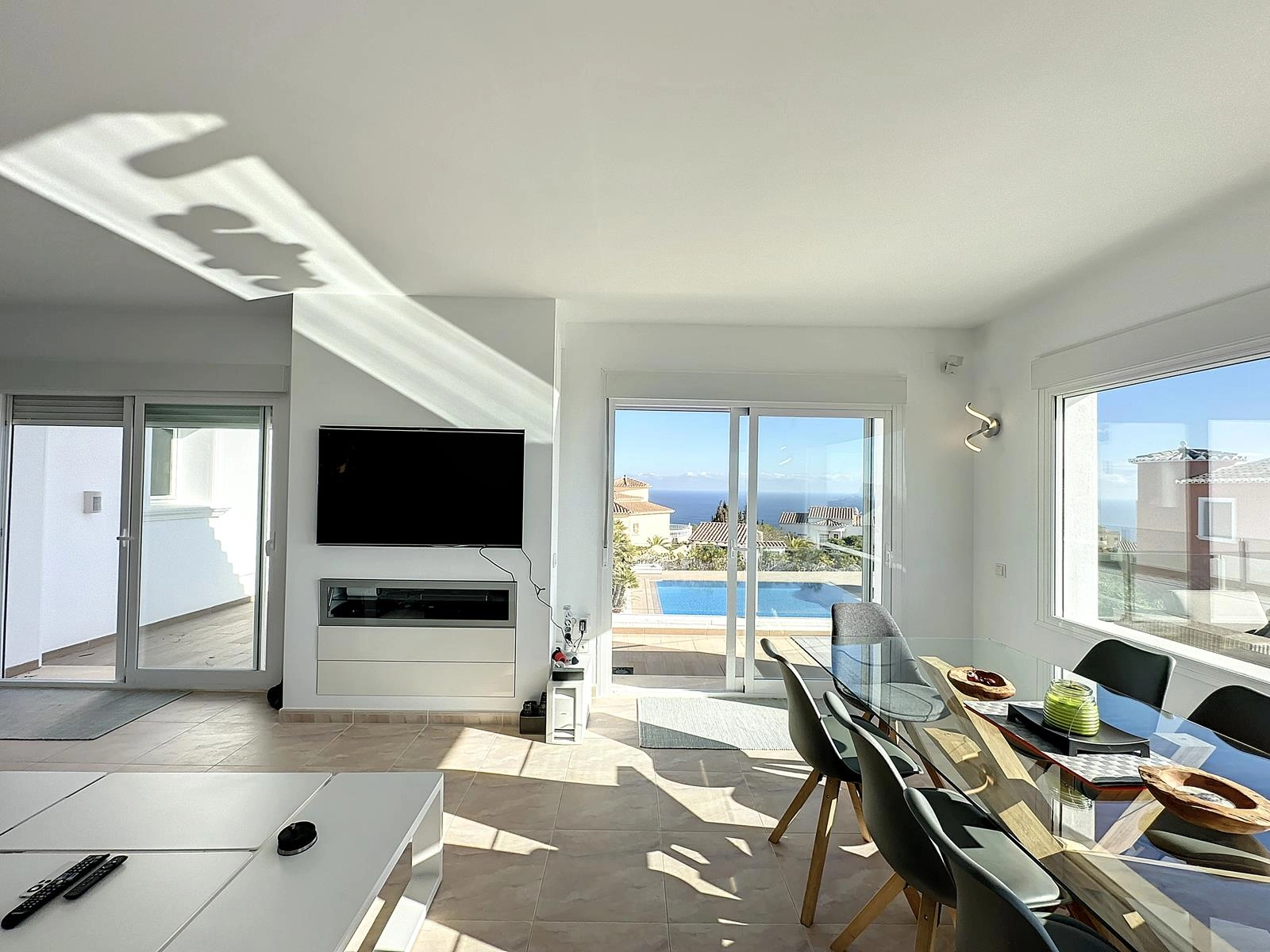 Cumbre del Sol Villa with sea views in Magnolias