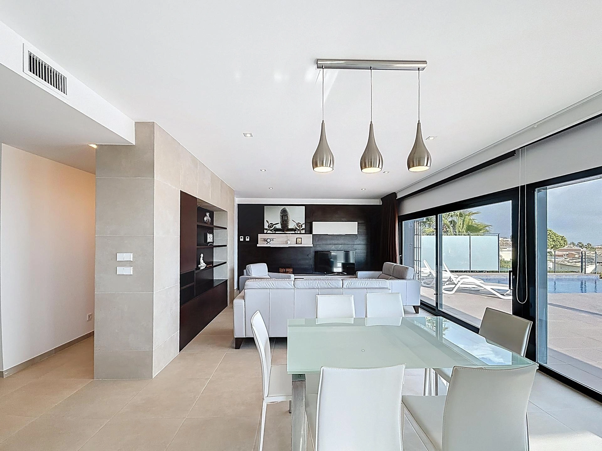 Cumbre del Sol Modern Villa with Sea View