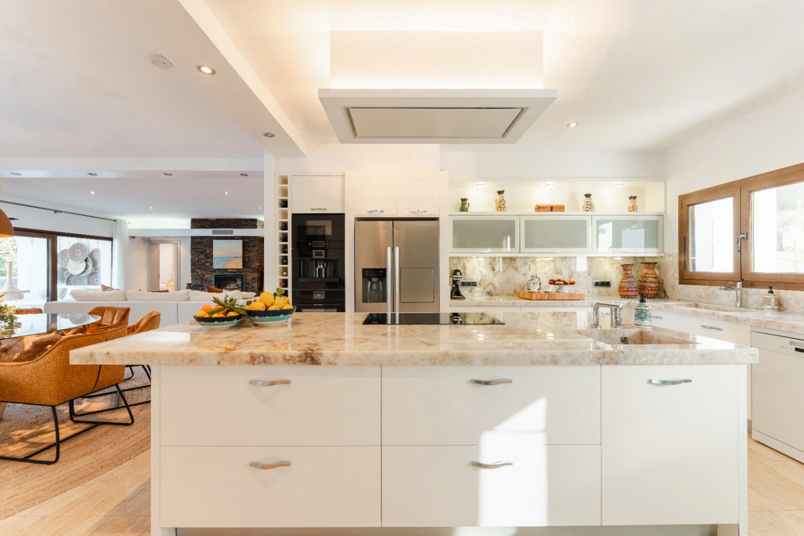 Beautiful Ibicenco Style Villa with Sea Views for Sale in Moraira