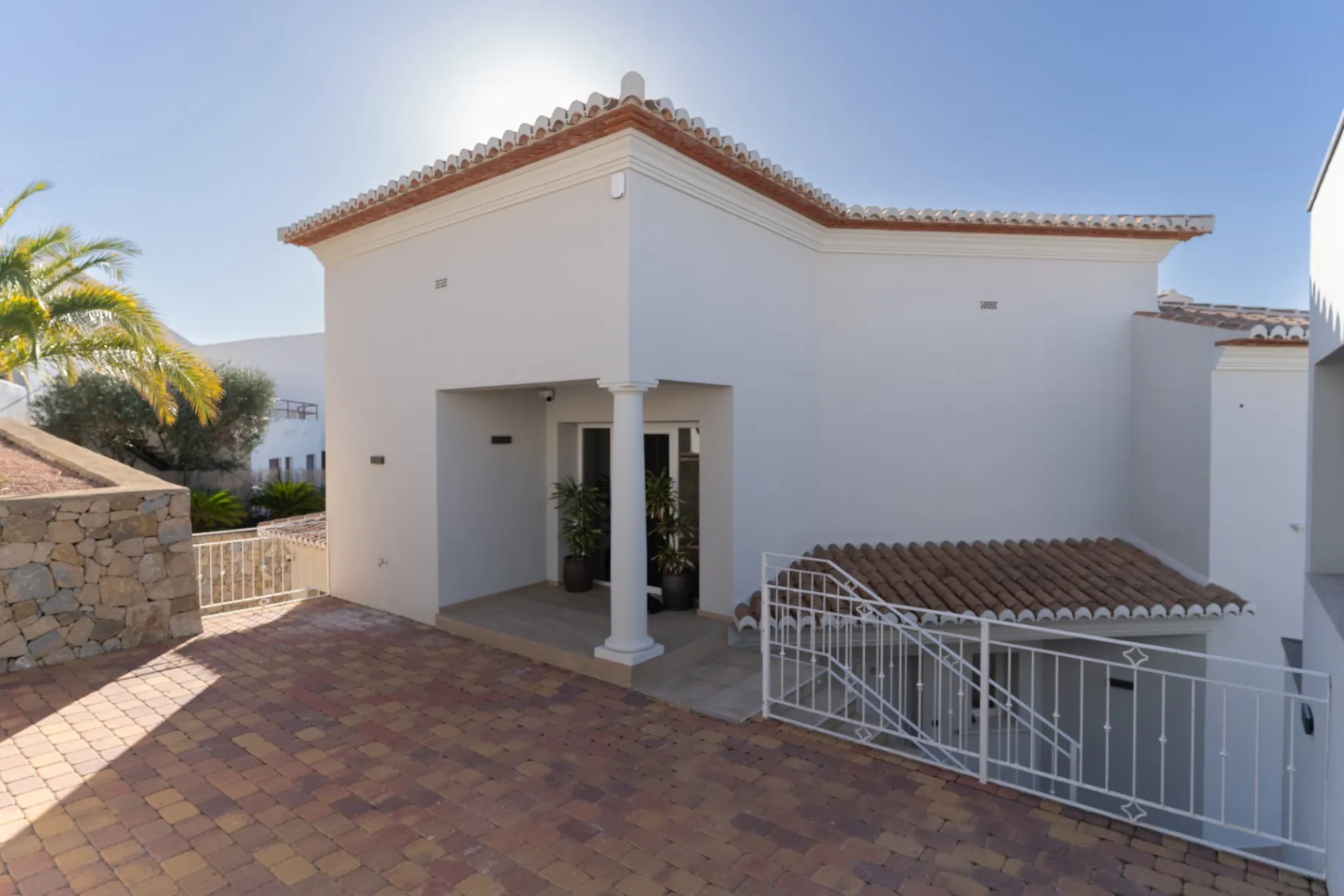 BH2004B - Villa de lujo con gimnasio privado y vistas al mar en Moraira El Portet