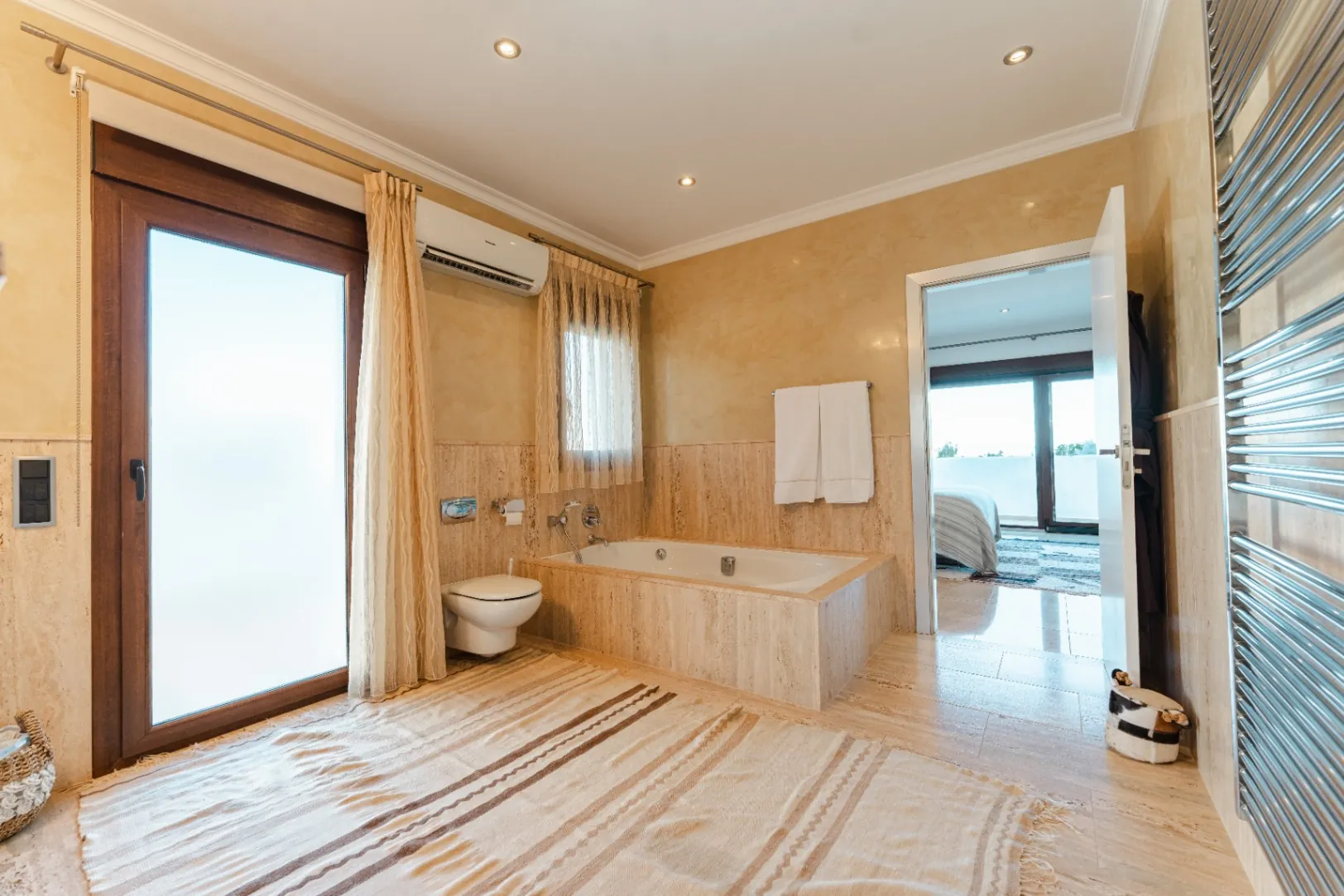 Beautiful Ibicenco Style Villa with Sea Views for Sale in Moraira