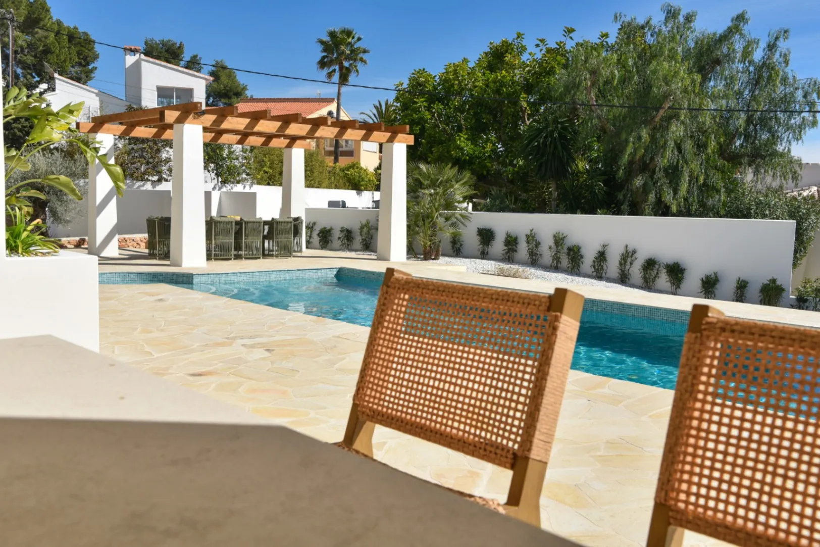 Luxe nieuwbouw in Ibiza-stijl met exclusief design en top locatie te koop in Moraira