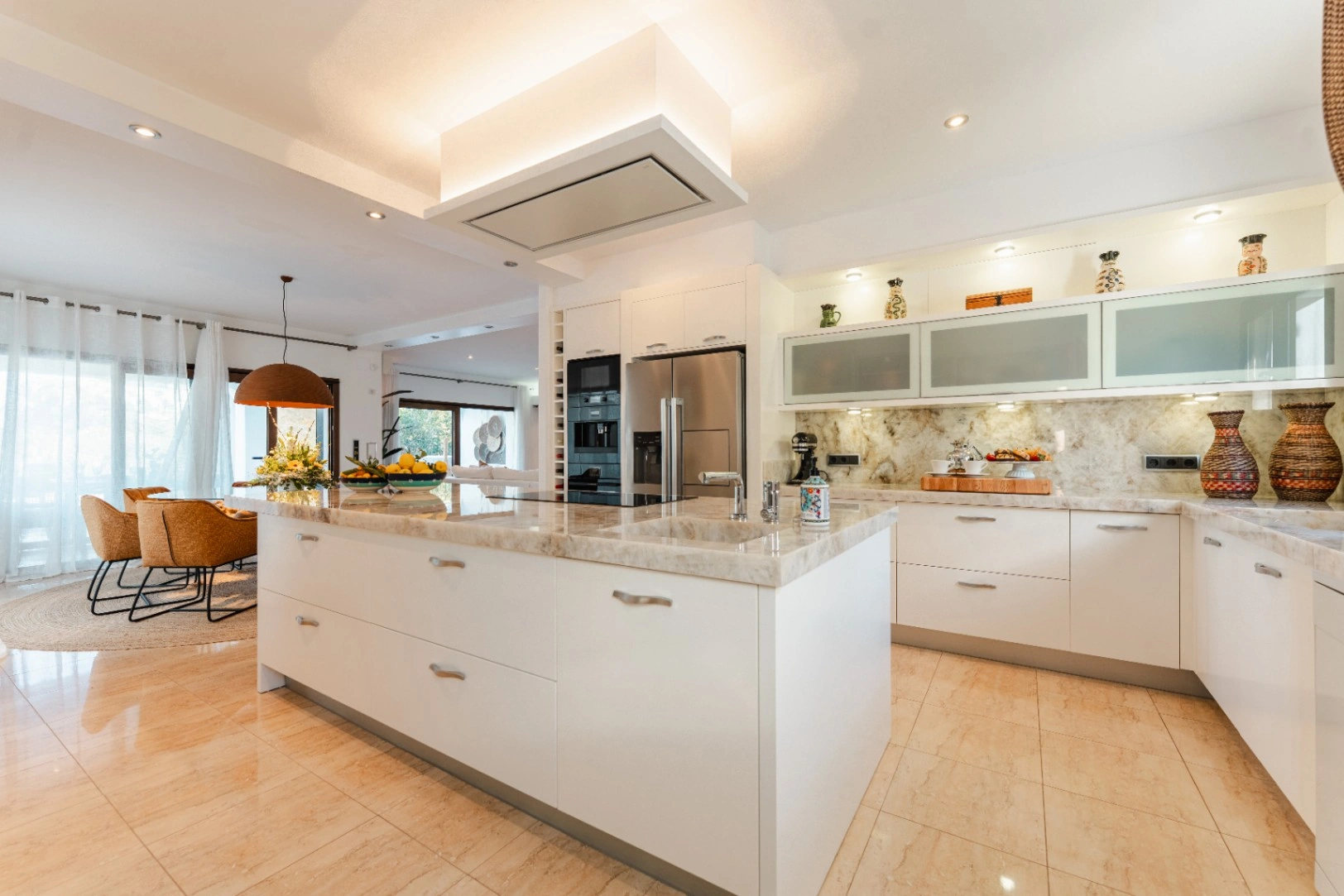 Beautiful Ibicenco Style Villa with Sea Views for Sale in Moraira