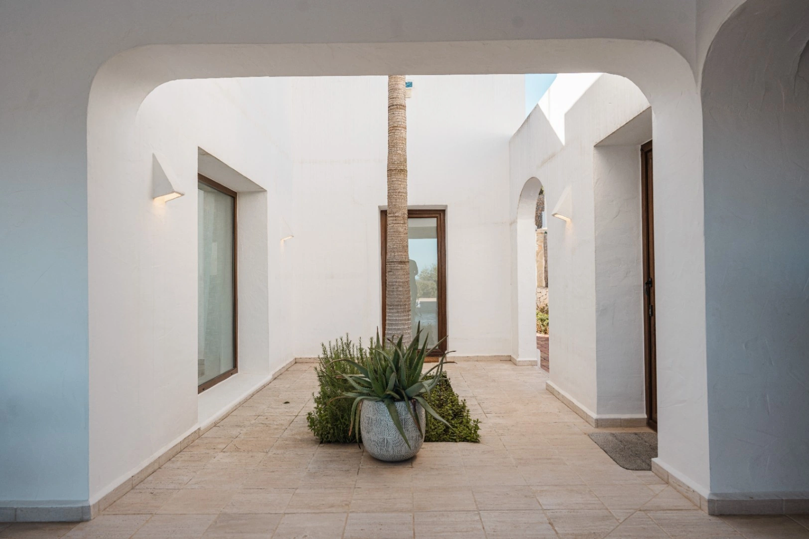 Beautiful Ibicenco Style Villa with Sea Views for Sale in Moraira