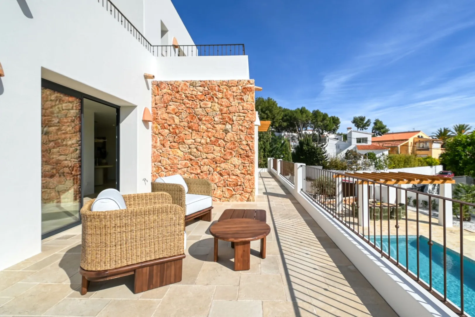 Luxe nieuwbouw in Ibiza-stijl met exclusief design en top locatie te koop in Moraira
