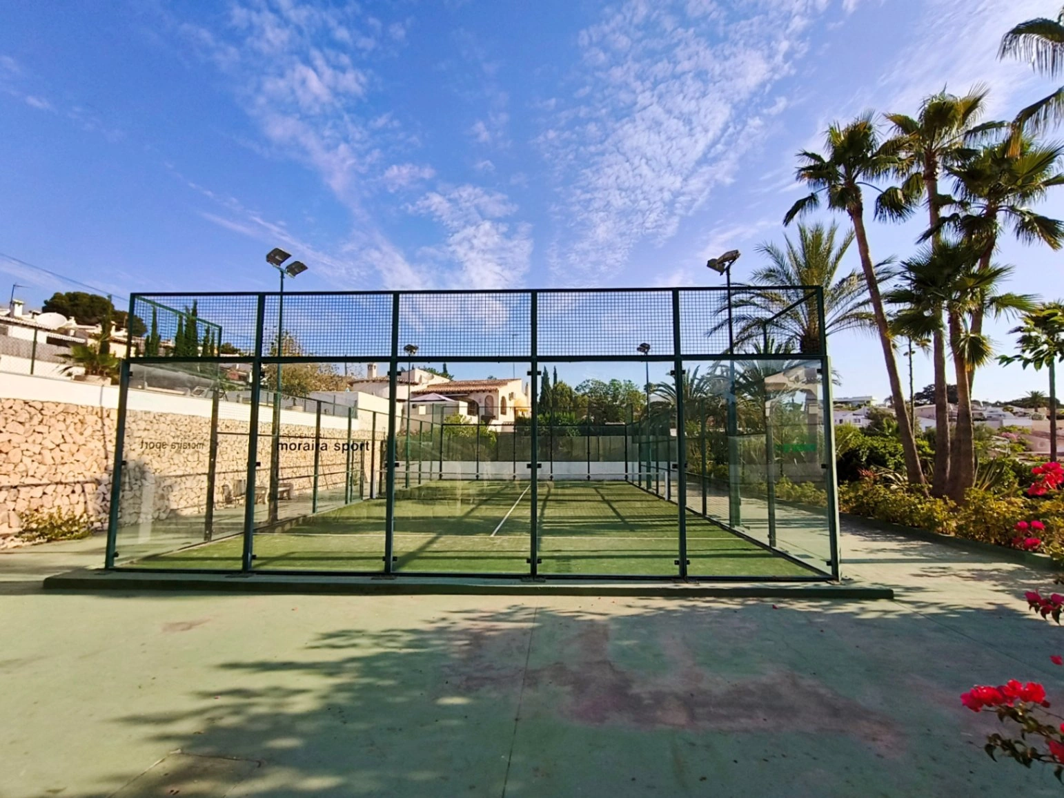 Reihenhaus mit Garten und Pool in ruhiger Wohnanlage in Moraira