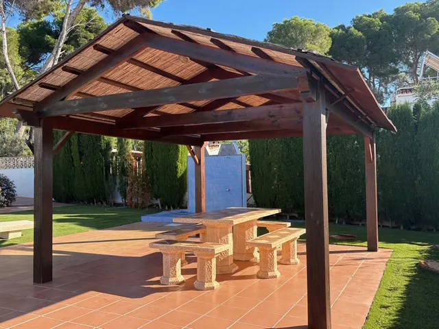 First line apartment with sea view for sale in Platgetes, Moraira