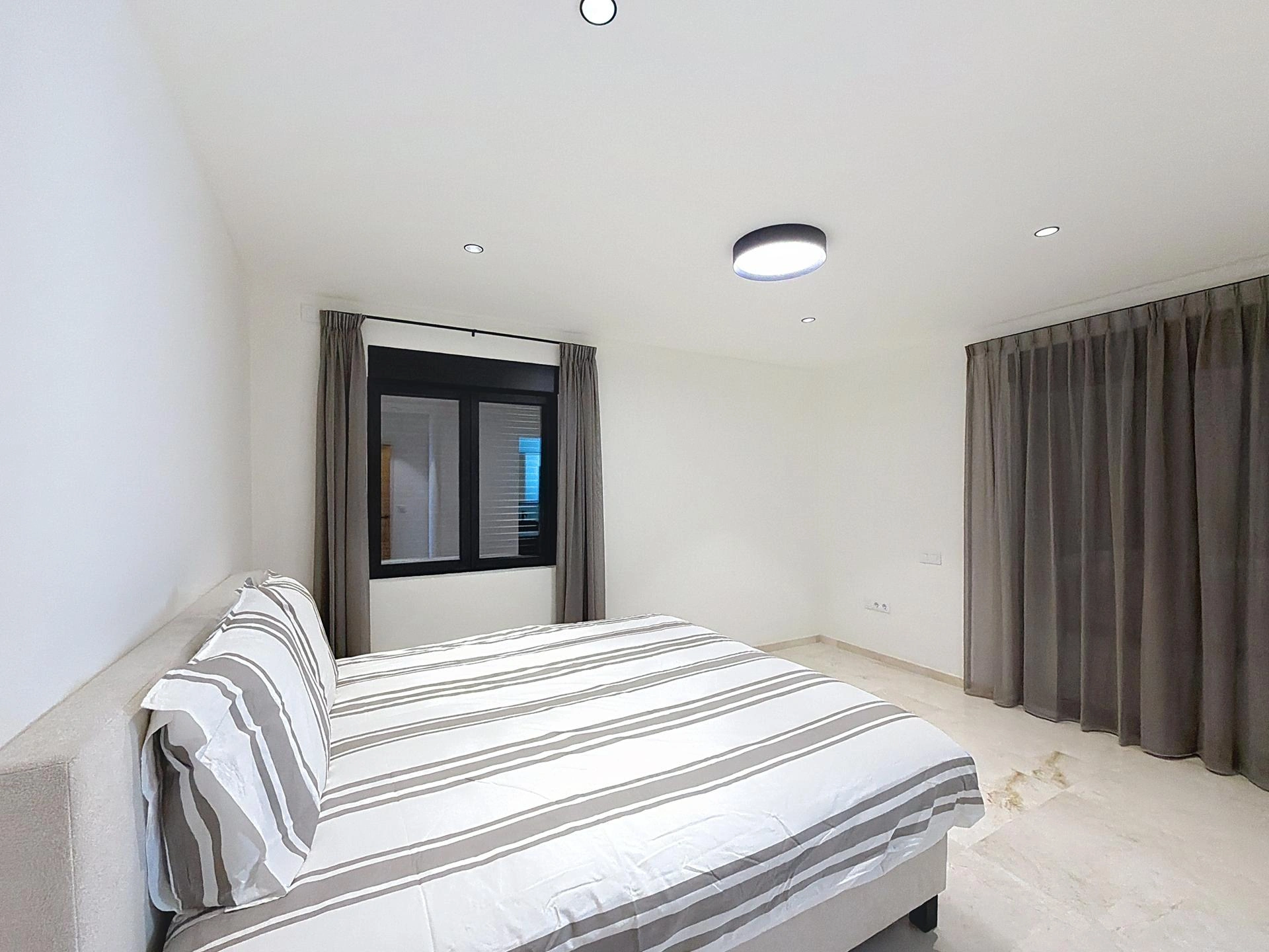 Cumbre del Sol villa renovated with panoramic sea views
