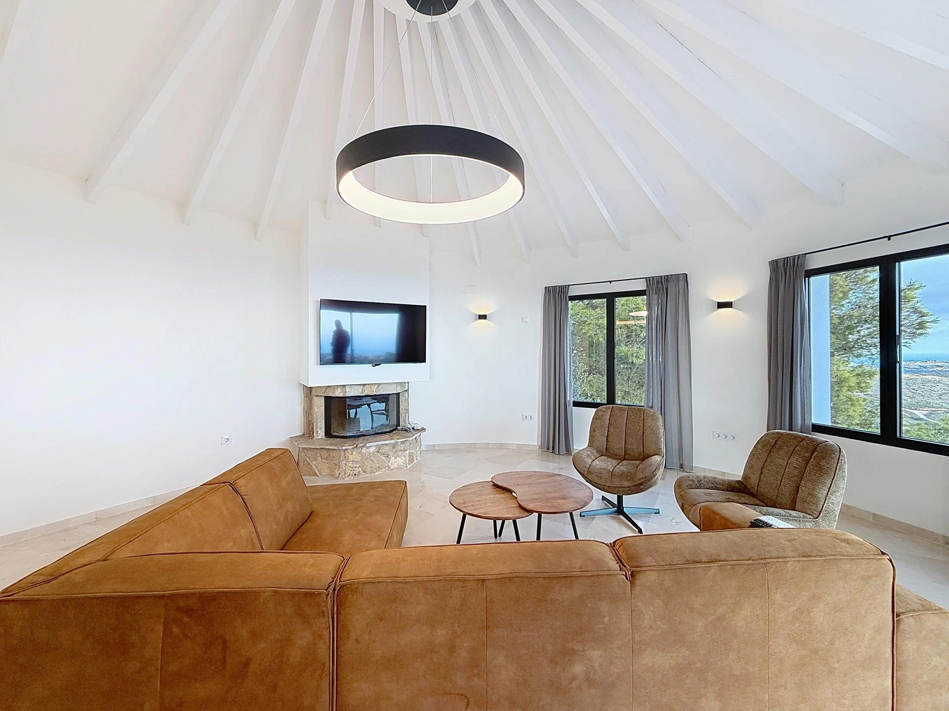Cumbre del Sol villa renovated with panoramic sea views
