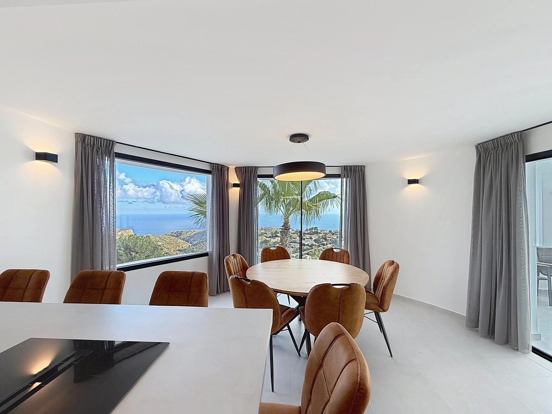 Cumbre del Sol villa renovated with panoramic sea views
