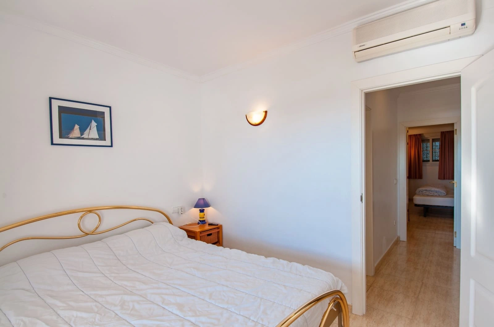 Frontline apartment with sea view for sale in Platgetes, Moraira