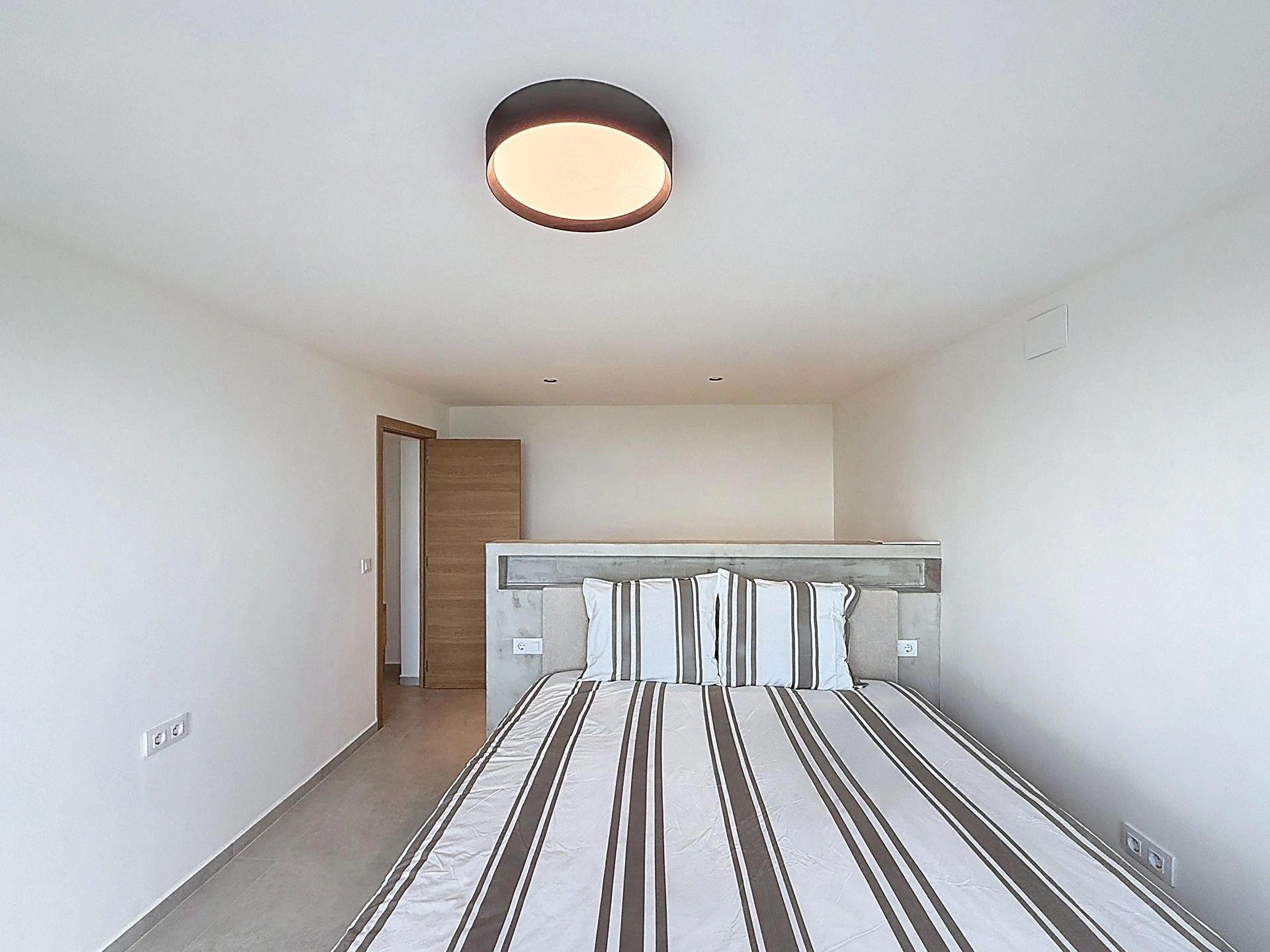 Cumbre del Sol villa renovated with panoramic sea views