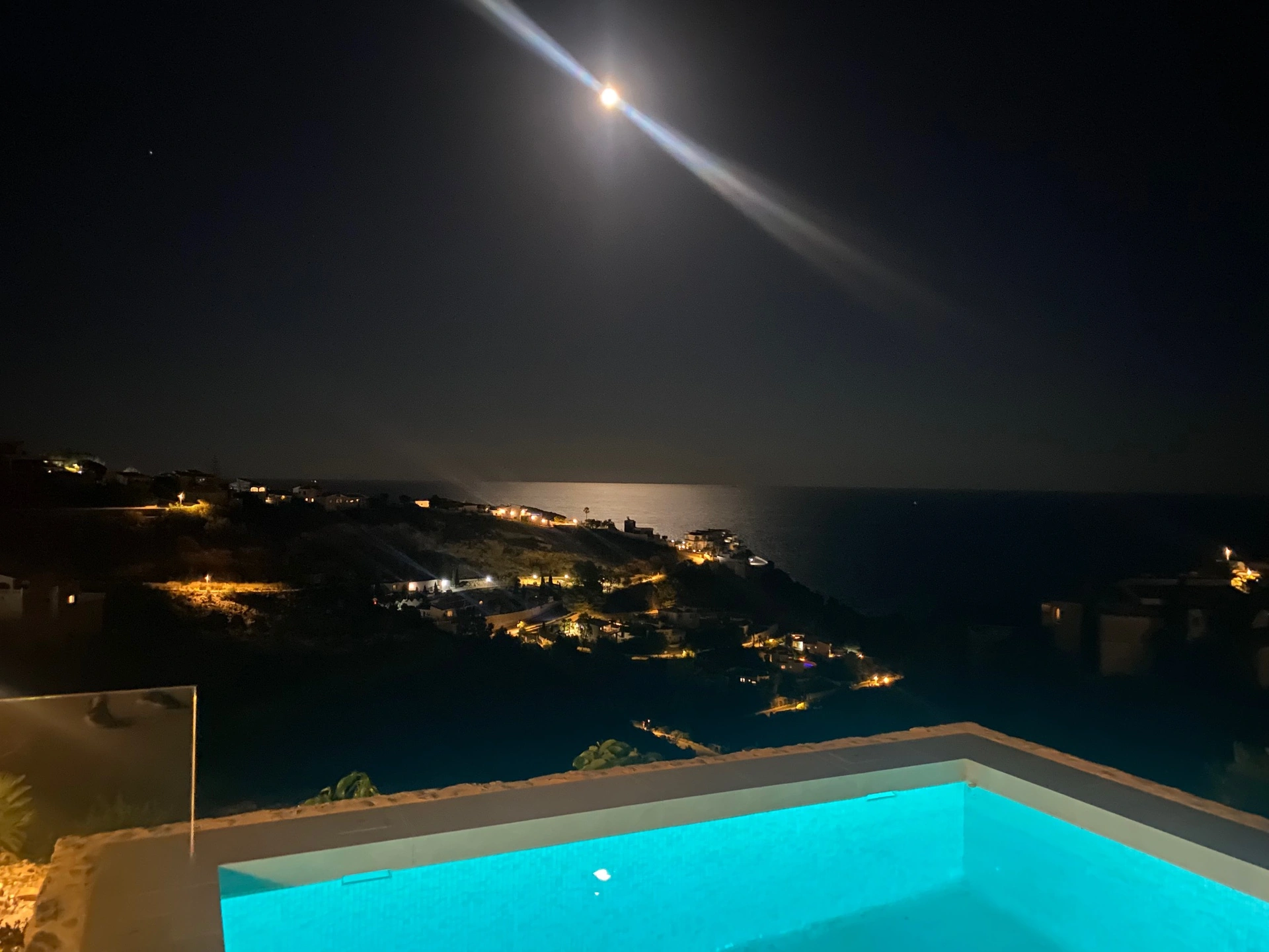 MA1523ROY - Villa for sale in Benitachell