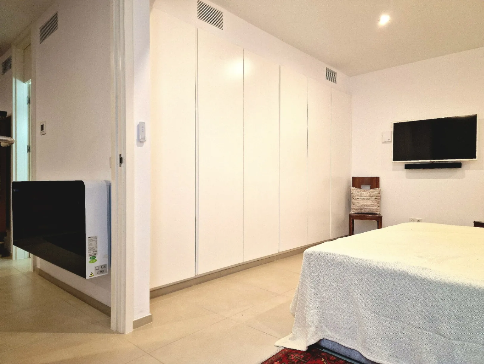 Walk to town and beach villa for sale in La Cometa Moraira