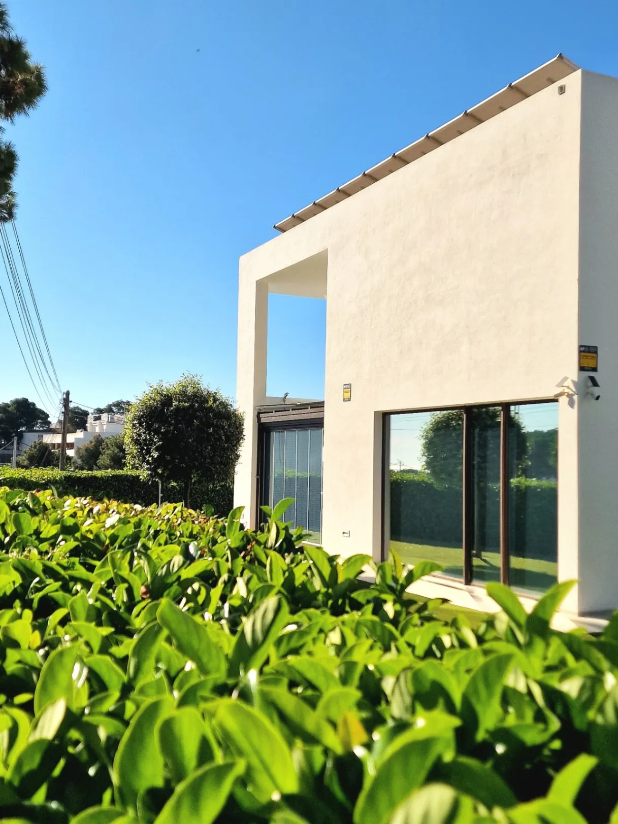 Walk to town and beach villa for sale in La Cometa Moraira