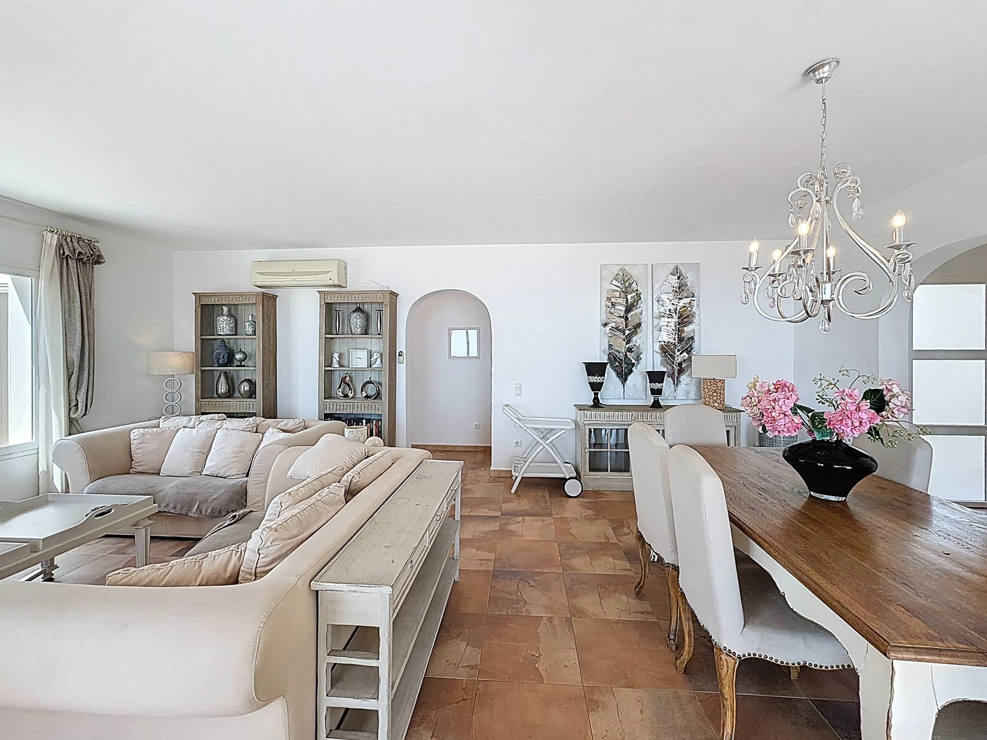 Cumbre del Sol, Villa with sea views